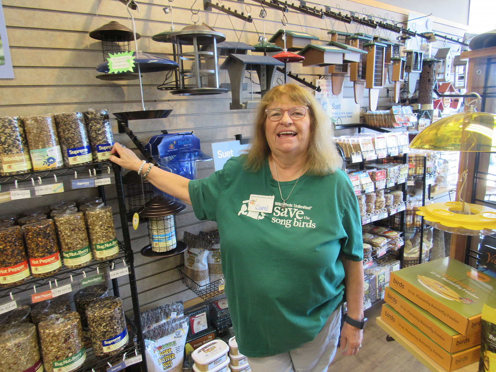Wild Birds Unlimited celebrates 10 years in Edwardsville IL