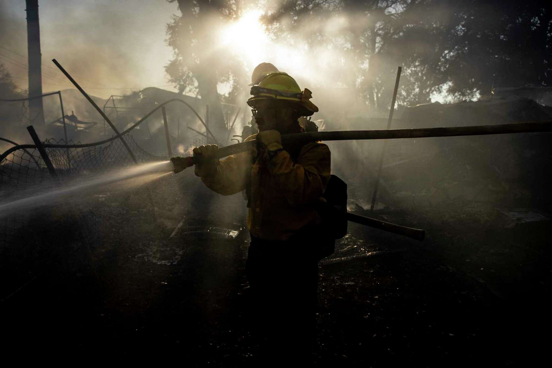 Fastmoving Boyles Fire forces evacuations in Lake County