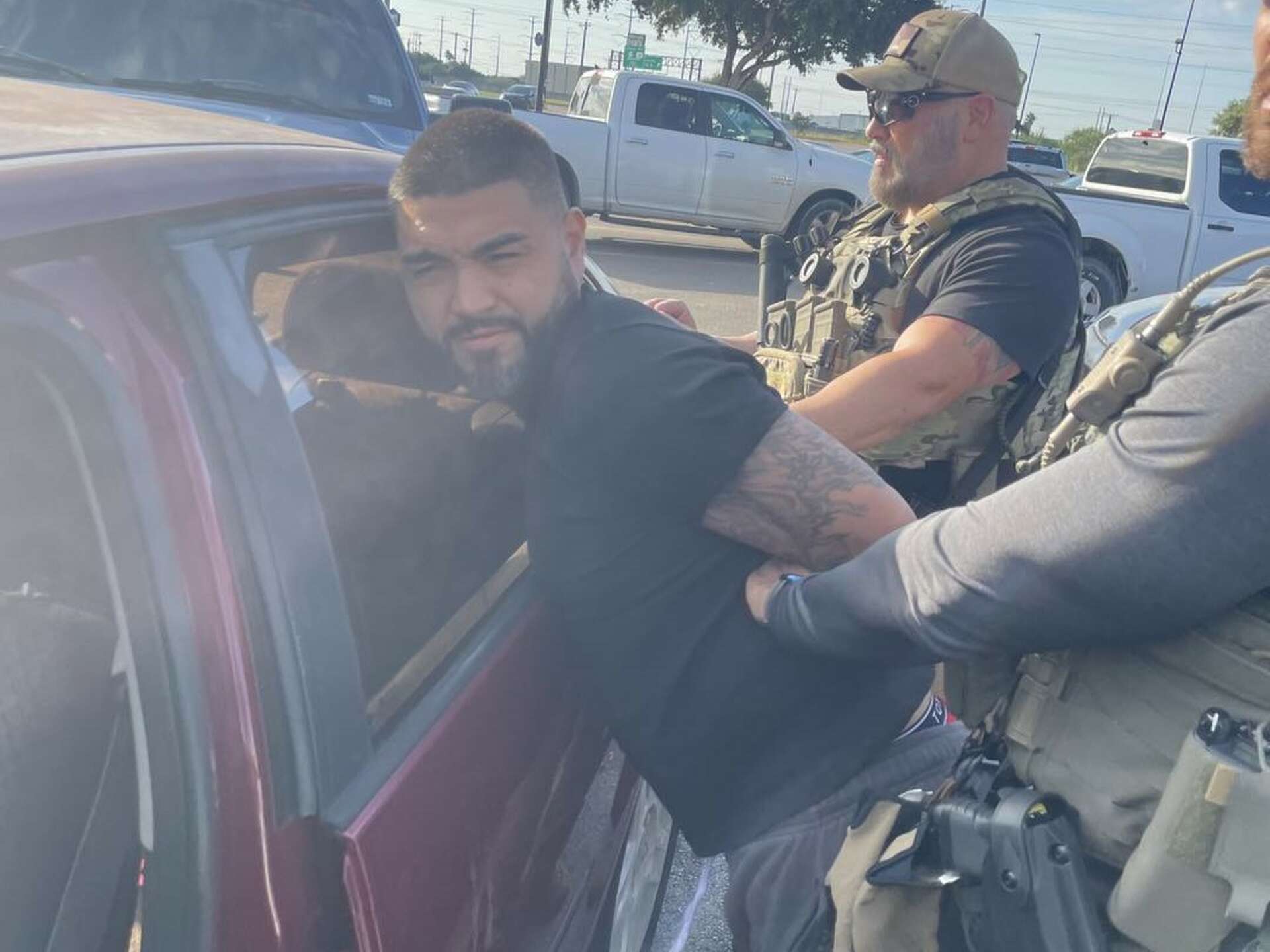 Manhunt for escaped Texas inmate aided by San Antonio police