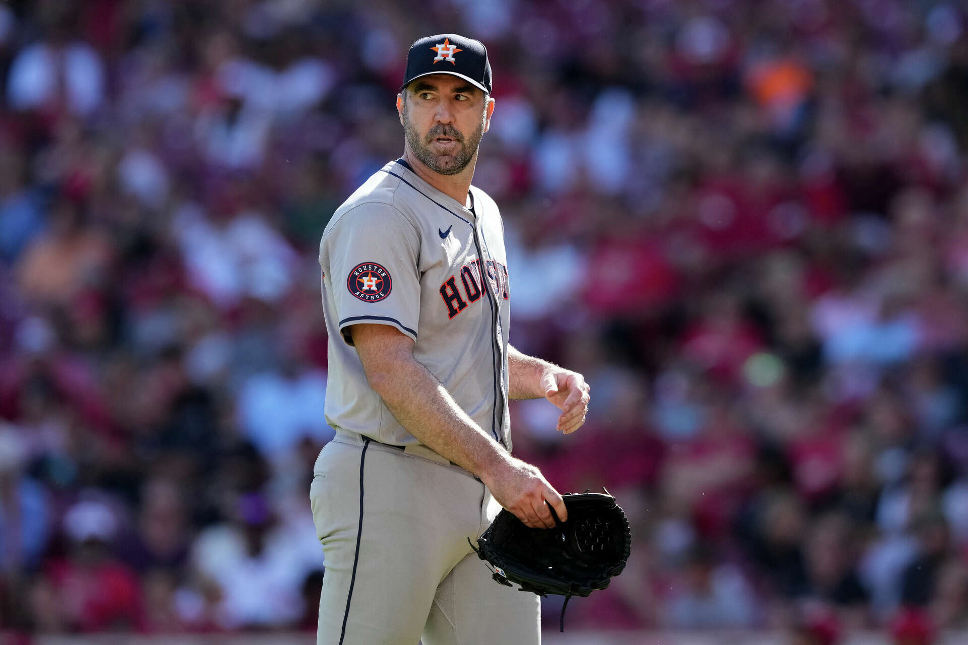 Justin Verlander may be pitching his last innings for Astros