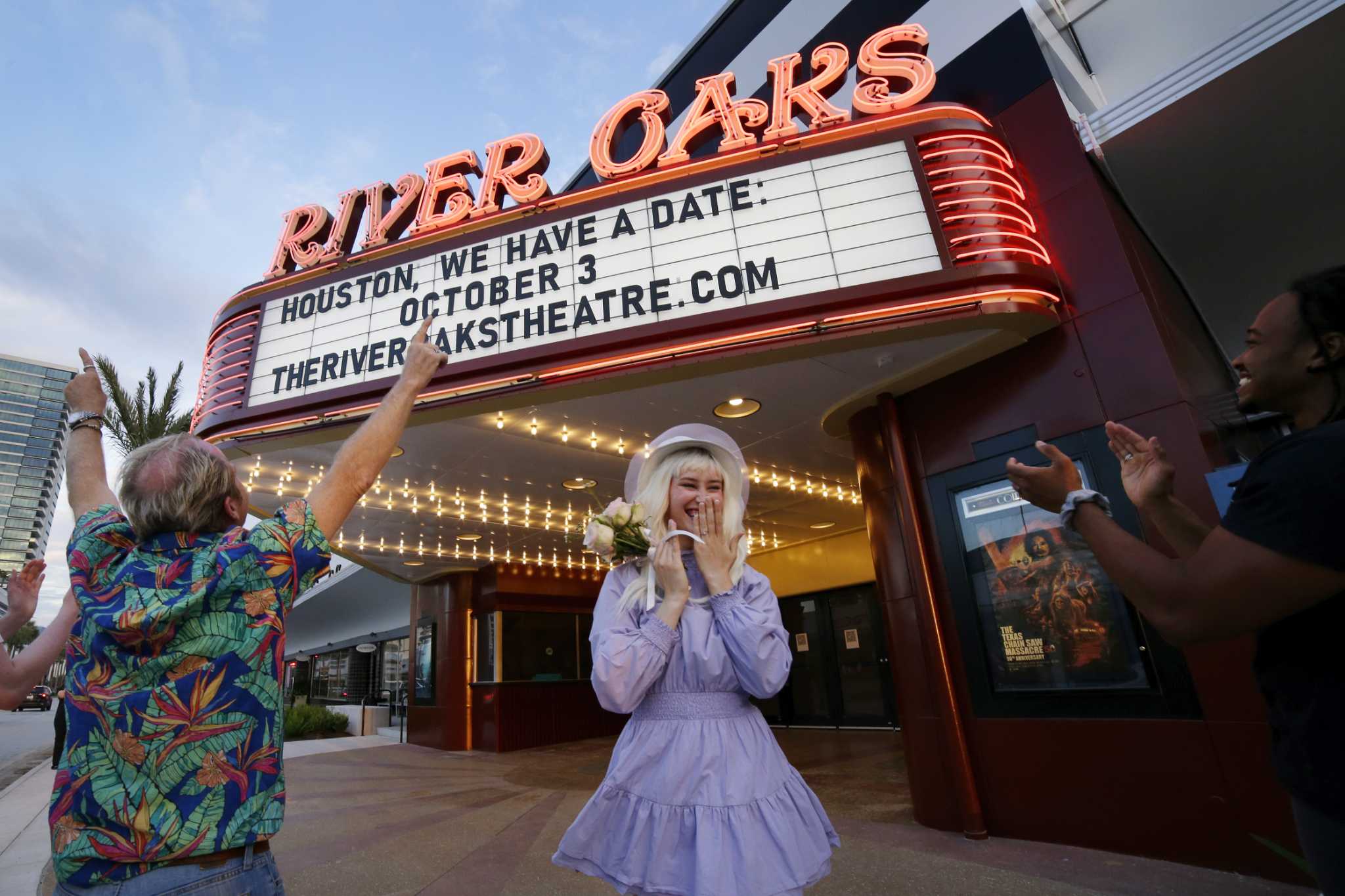 Premiere oaks theatre clearance