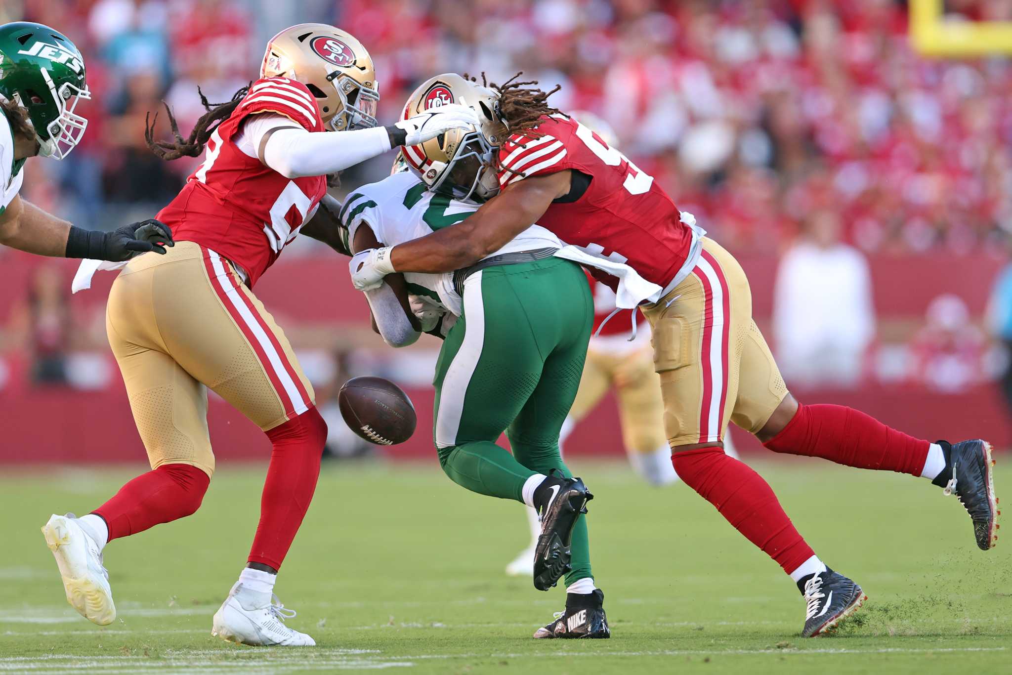 The 49ers’ newly formed defense crushes Aaron Rodgers and the Jets in the season opener