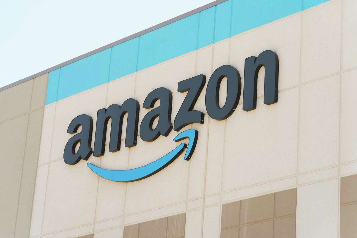 Amazon warehouse employees in S.F. join Teamsters union, demand voluntary recognition