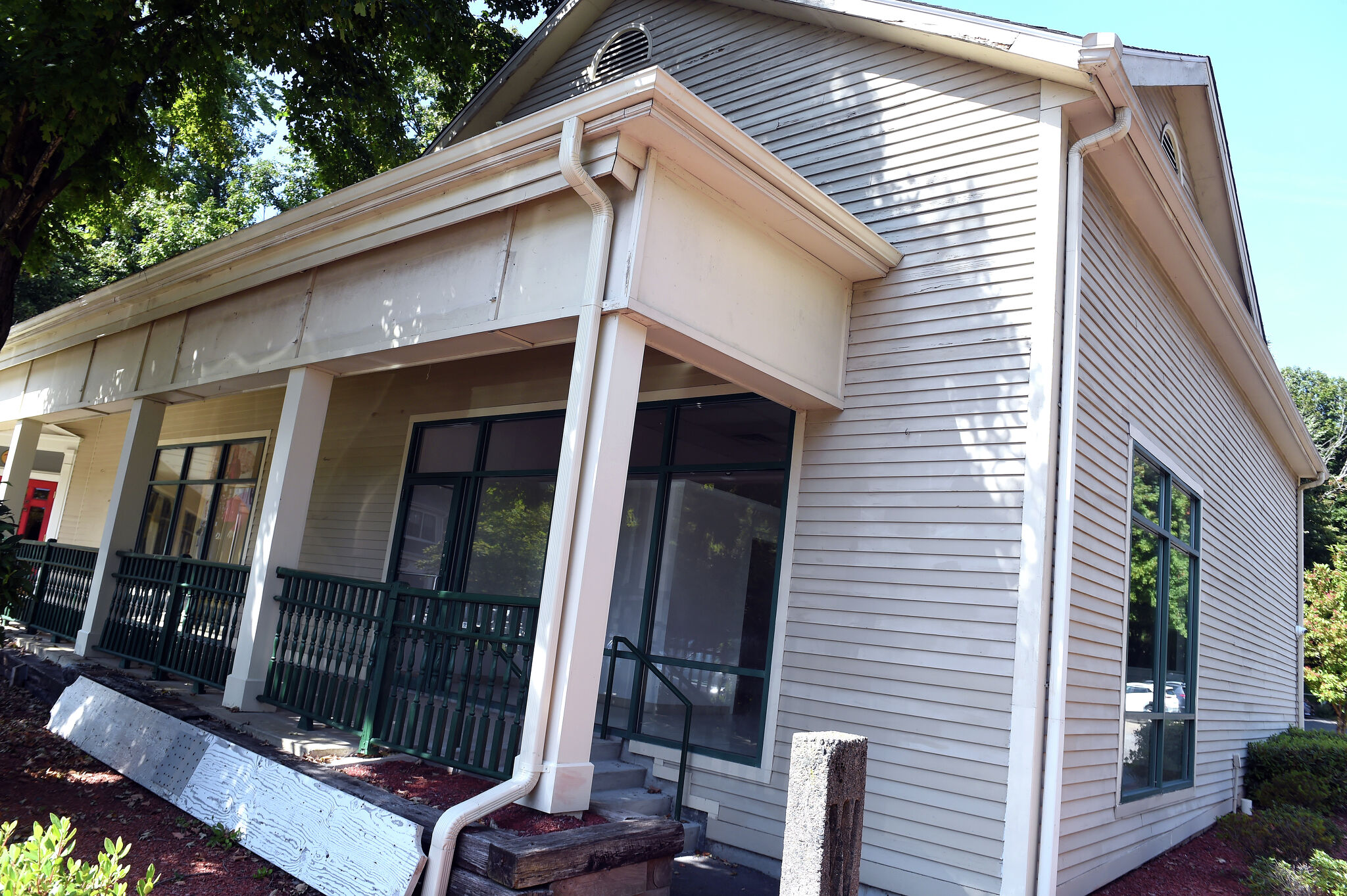 Another cannabis retail business in Hamden proposed for Whitney Avenue