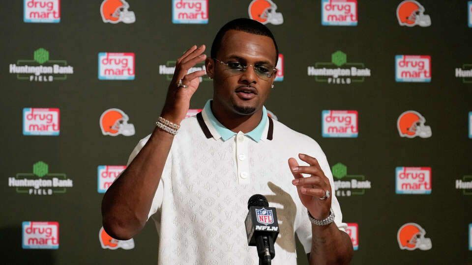 Cleveland Browns' Deshaun Watson responds to questions during a news conference after the team's NFL football game against the Dallas Cowboys in Cleveland, Sunday, Sept. 8, 2024. (AP Photo/Sue Ogrocki)