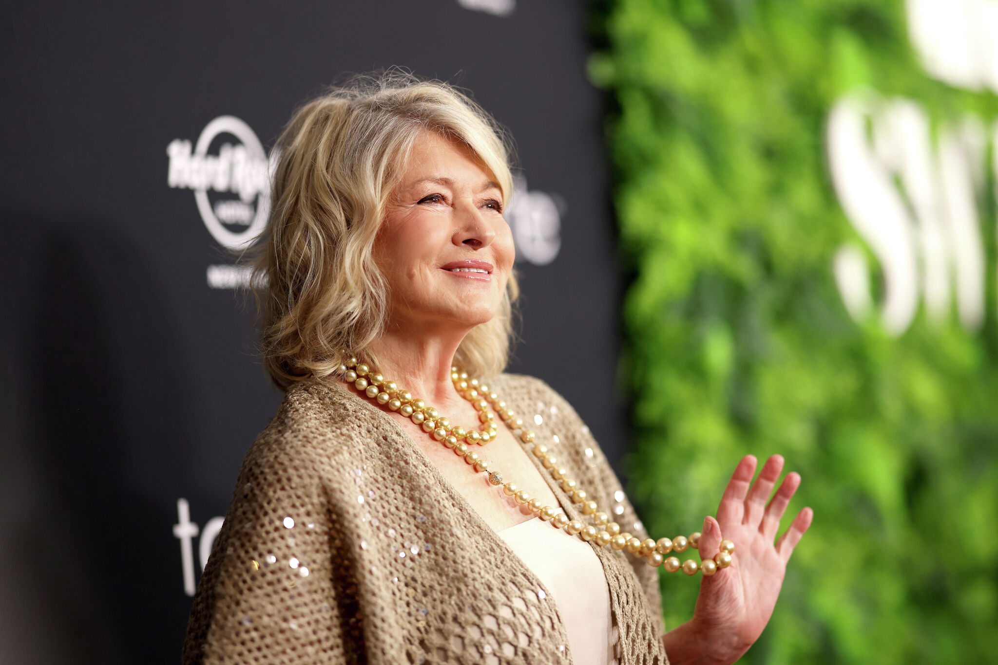 Martha Stewart endorses Kamala Harris in the 2024 presidential race Martha Stewart endorses Kamala Harris in the 2024 presidential race