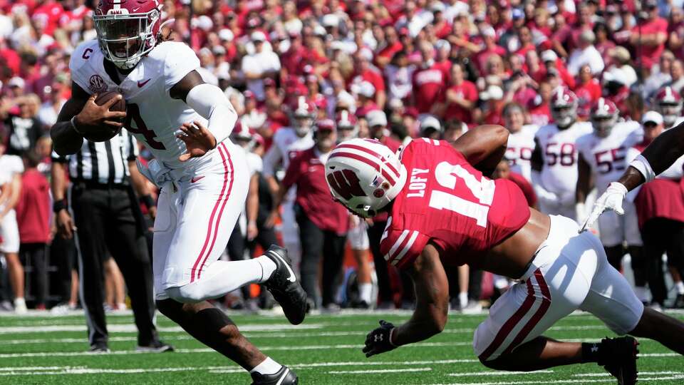 Alabama's Jalen Milroe had five touchdowns in win over Wisconsin.