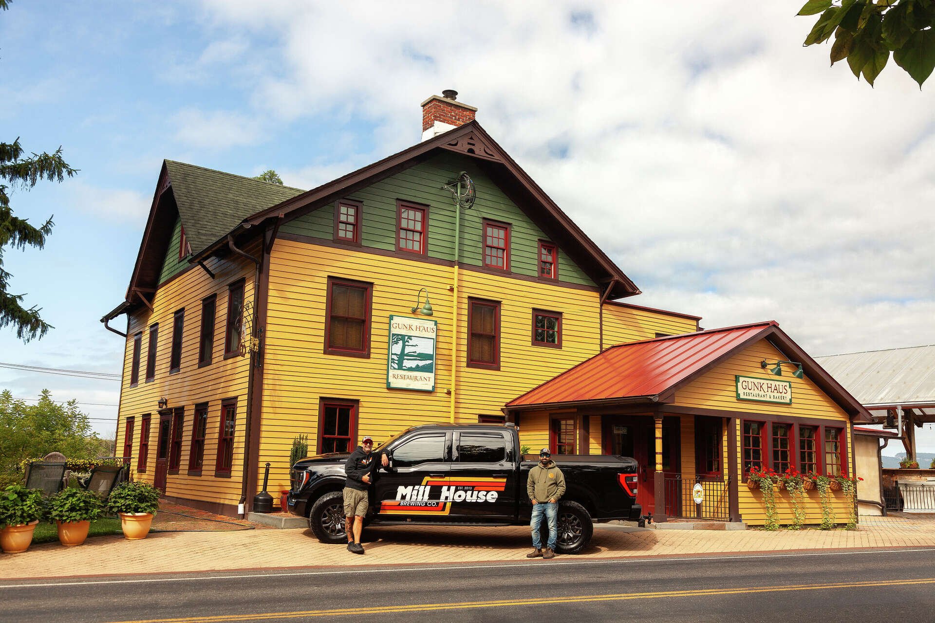 Gunk Haus For Salenull