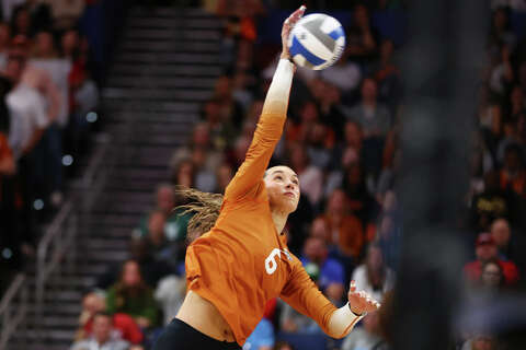 Who is Texas' Madisen Skinner? H-E-B's first NIL athlete