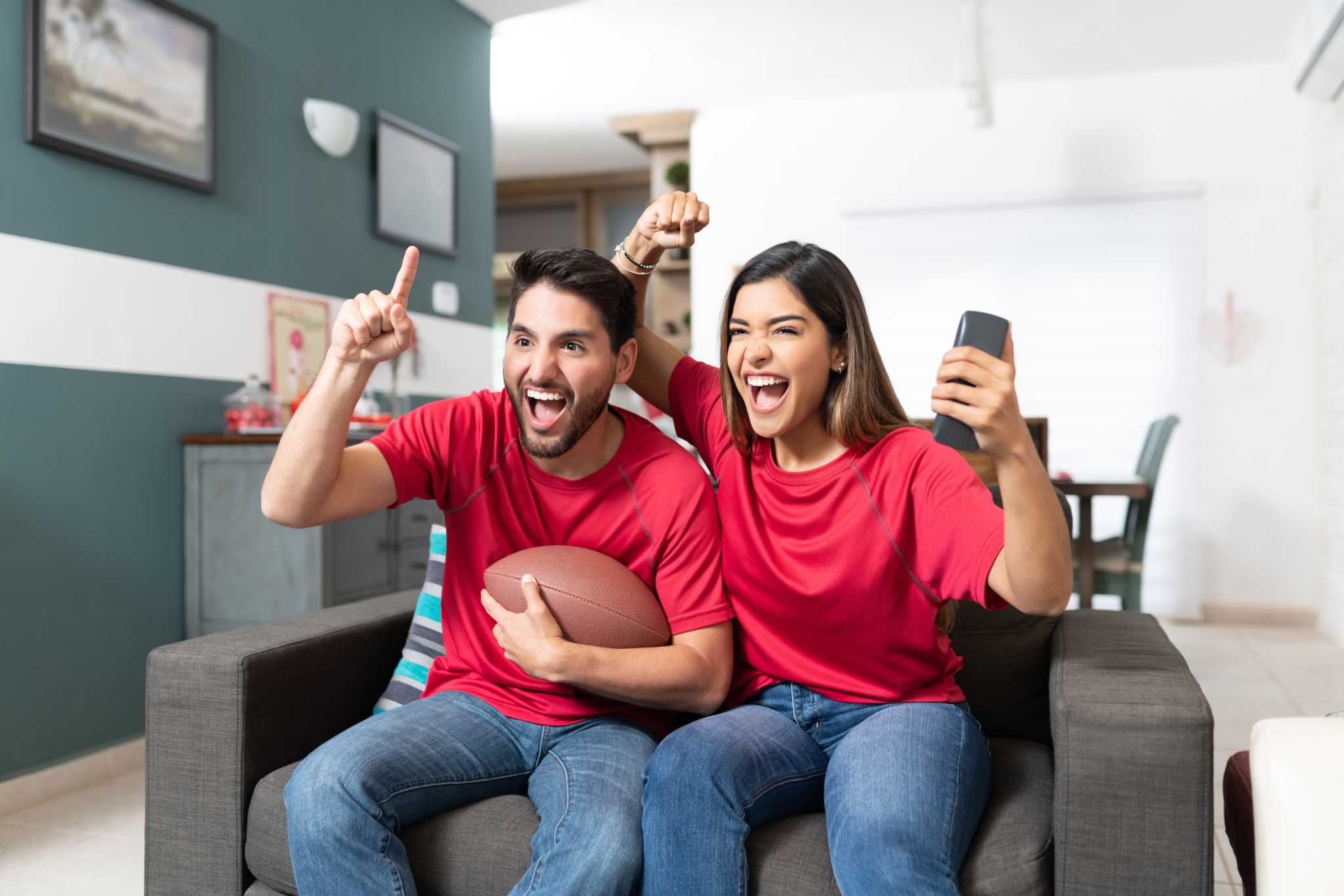 How to Watch Football Without Cable
