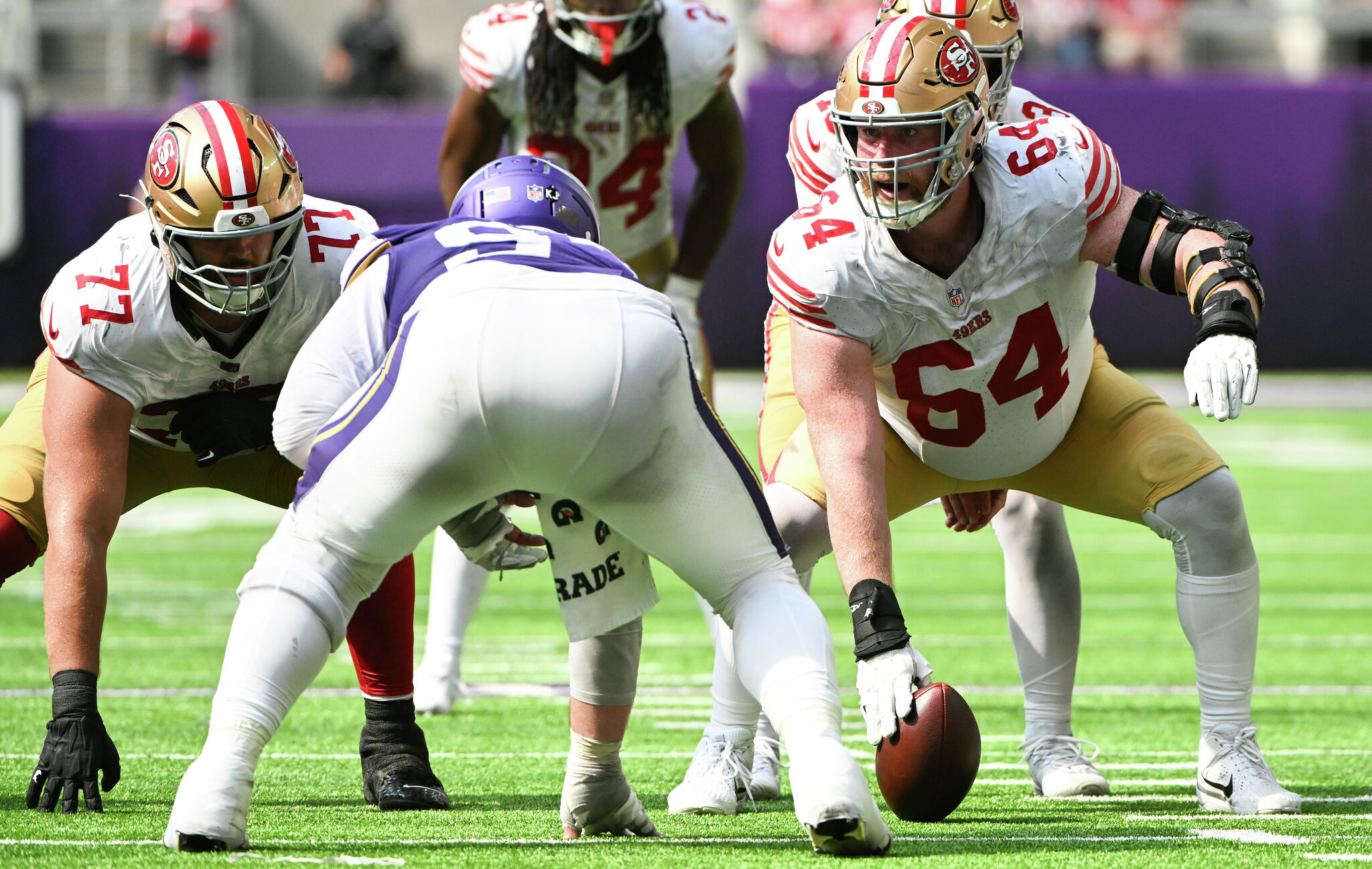 49ers offensive lineman under fire for NFL-worst grade