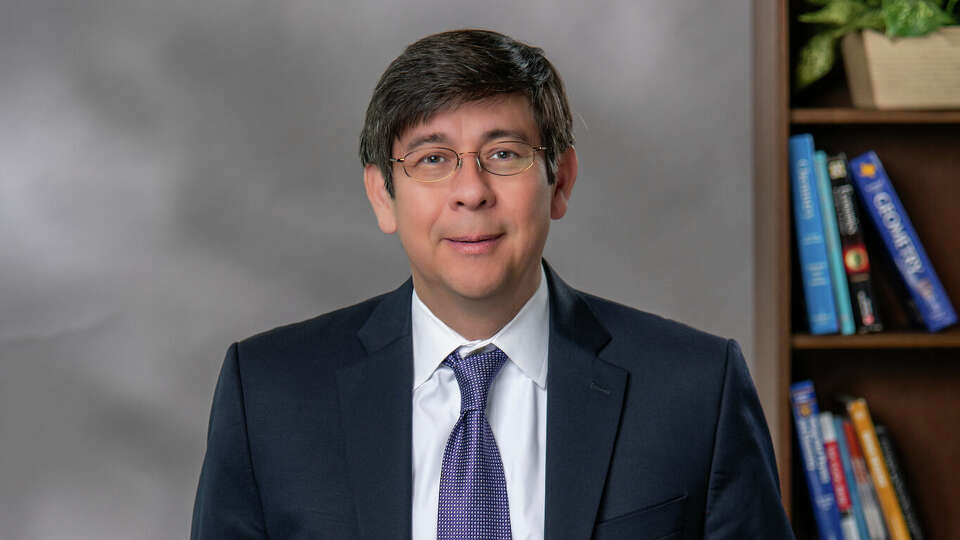 Photograph of Chief Information Technology Officer Scott Gilhousen, provided by HISD.