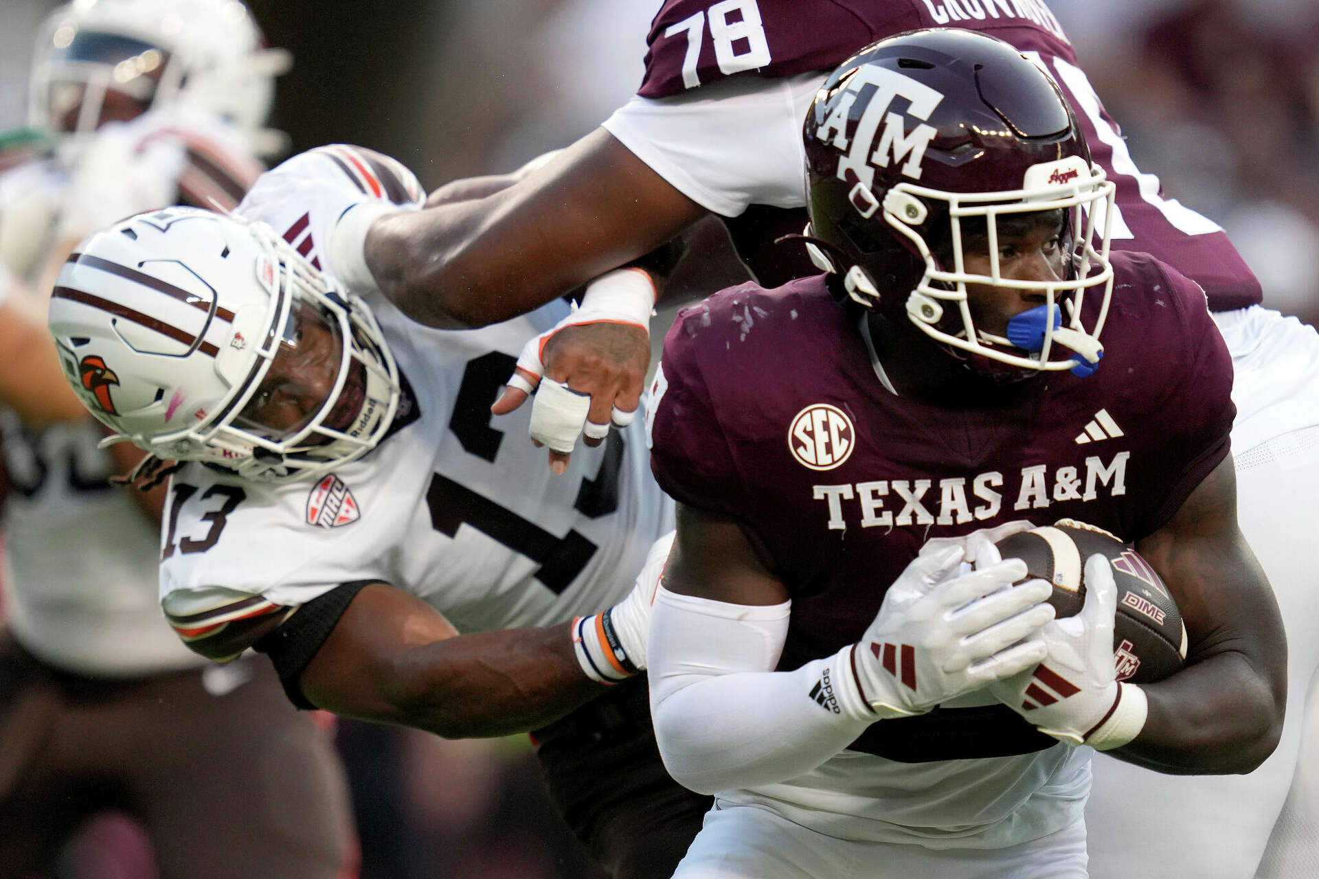 Texas A&M football: Running back Le'Veon Moss out for season