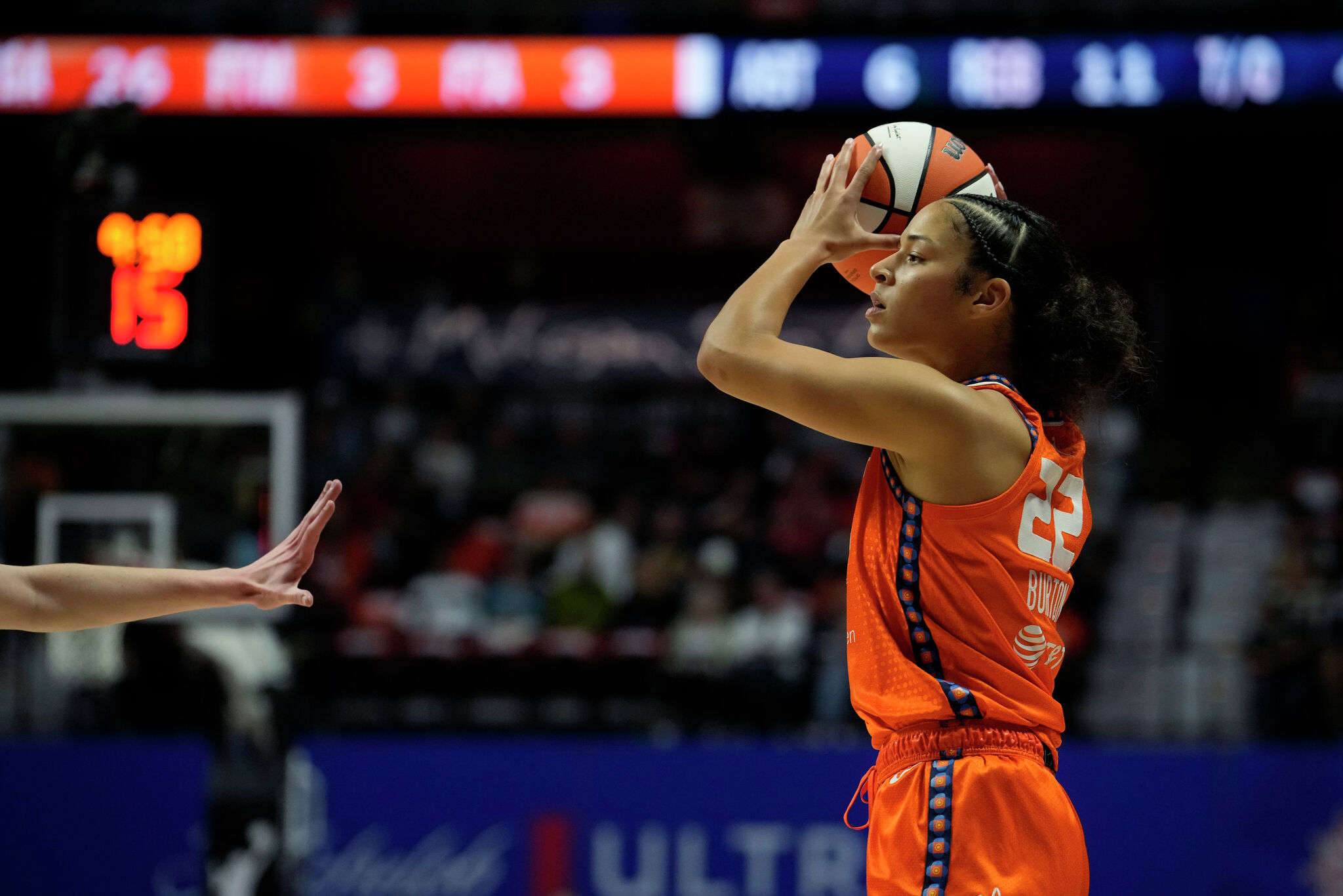 Golden State selects CT Sun's Veronica Burton in expansion draft