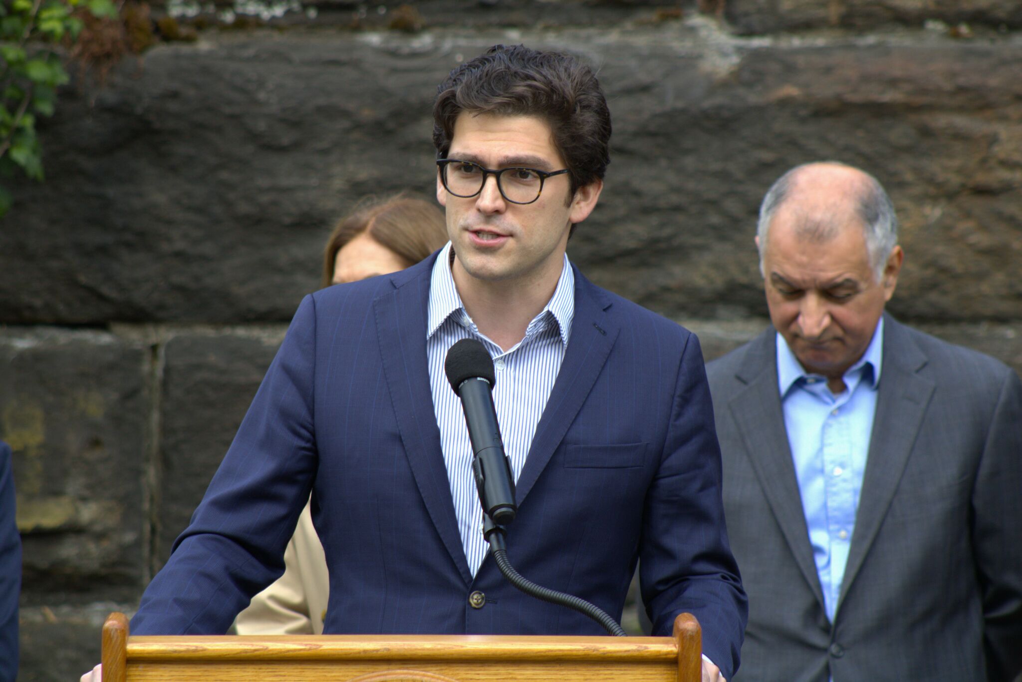 When Fazio, Simmons, other Greenwich, Stamford candidates will debate