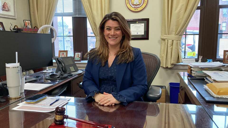 New Britain Mayor Erin Stewart is likely to run for Connecticut governor. Here's who else could run.