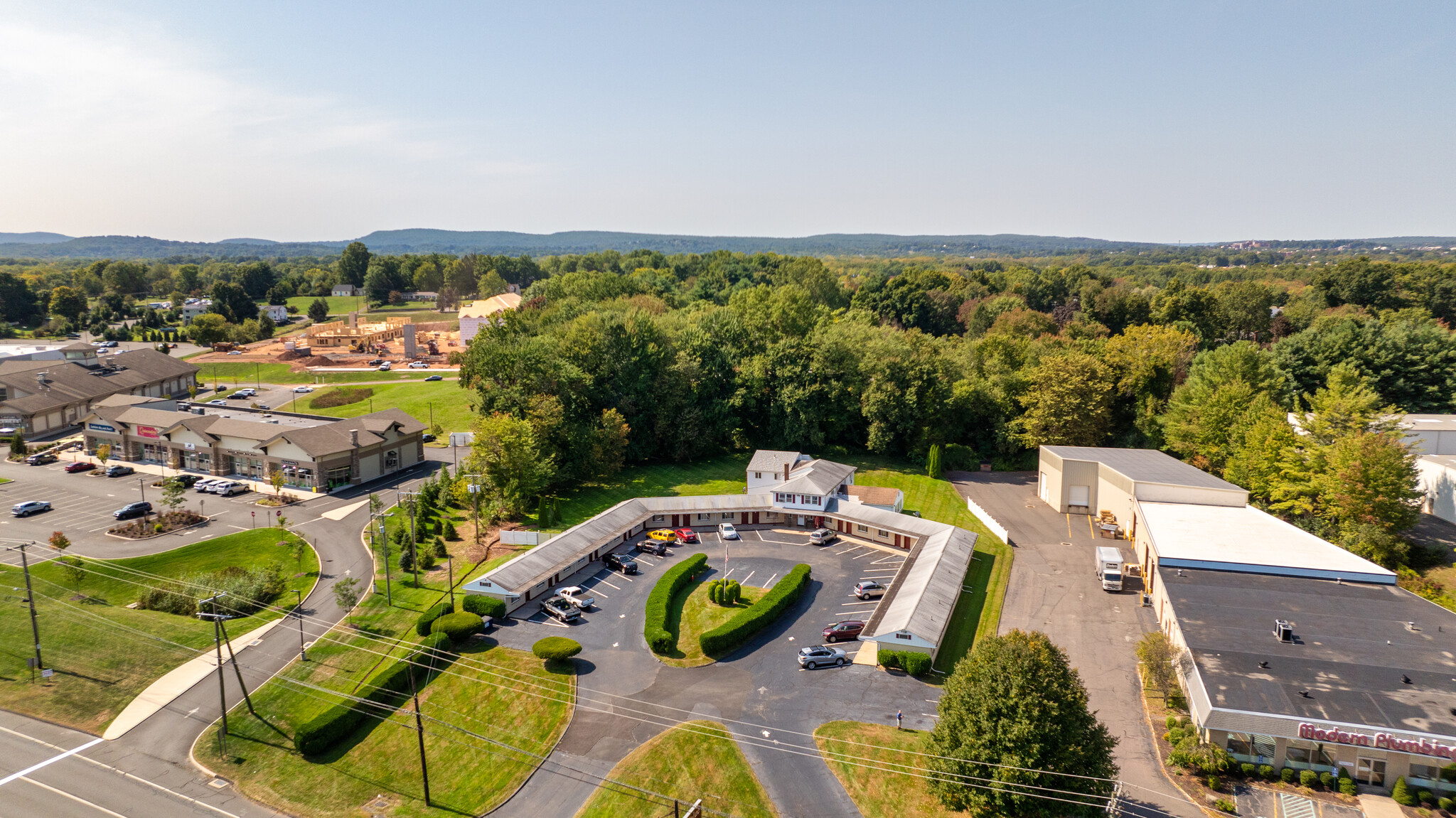 CT Berlin Turnpike motel marketed for redevelopment at 2.5M