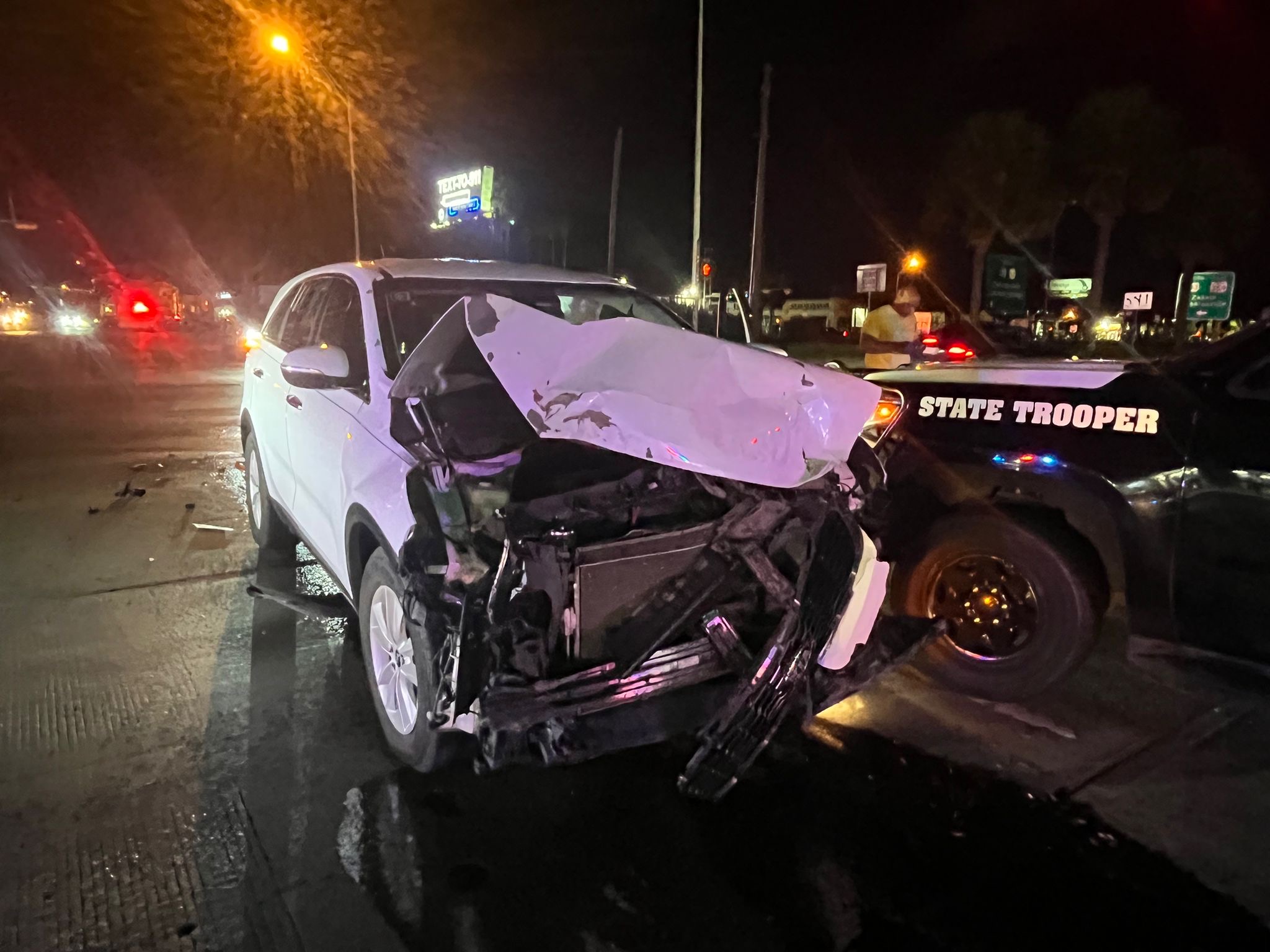 Texas DPS unit involved in crash in Laredo while transporting suspect