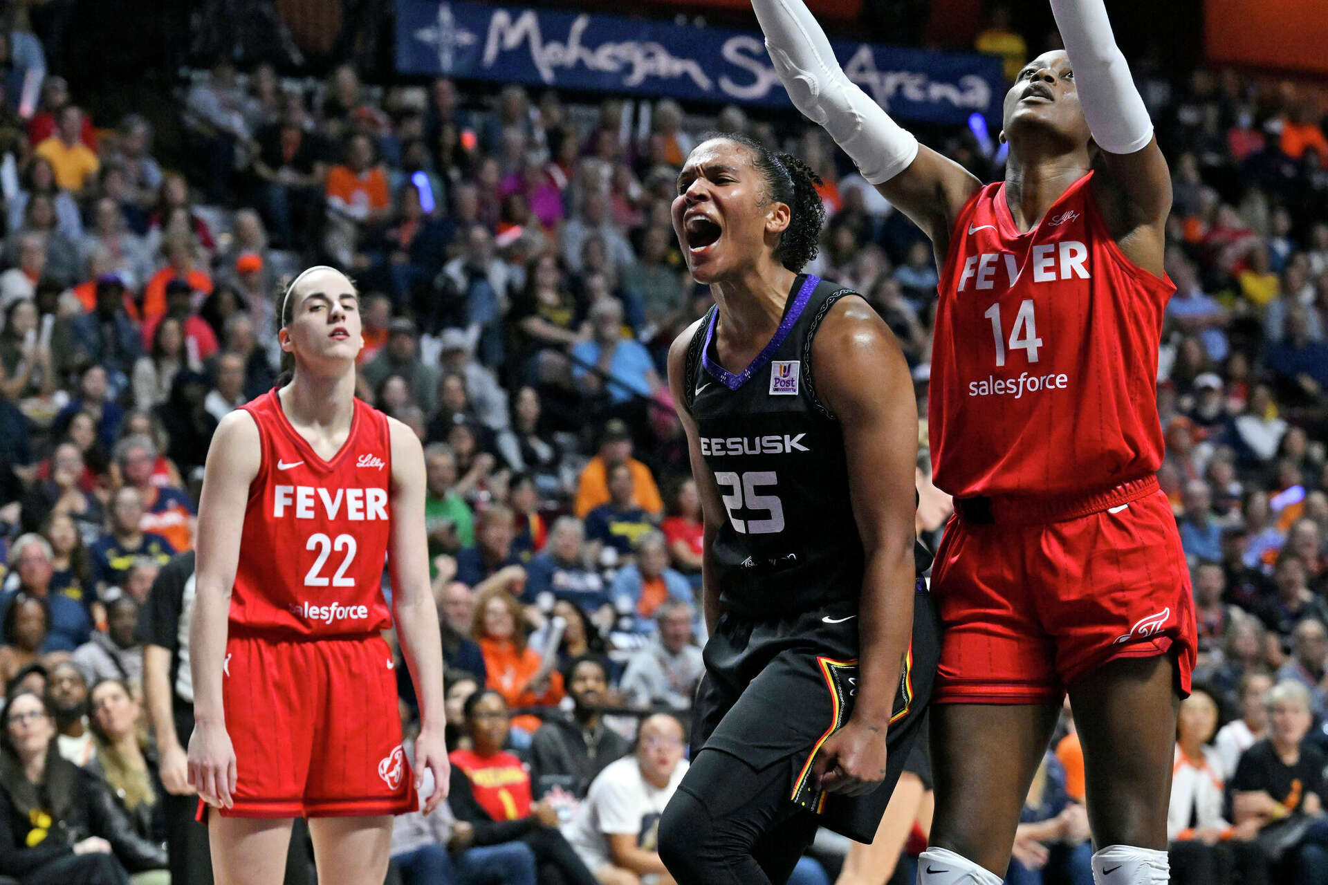 Connecticut Sun beat Indiana to advance to WNBA playoff semifinals