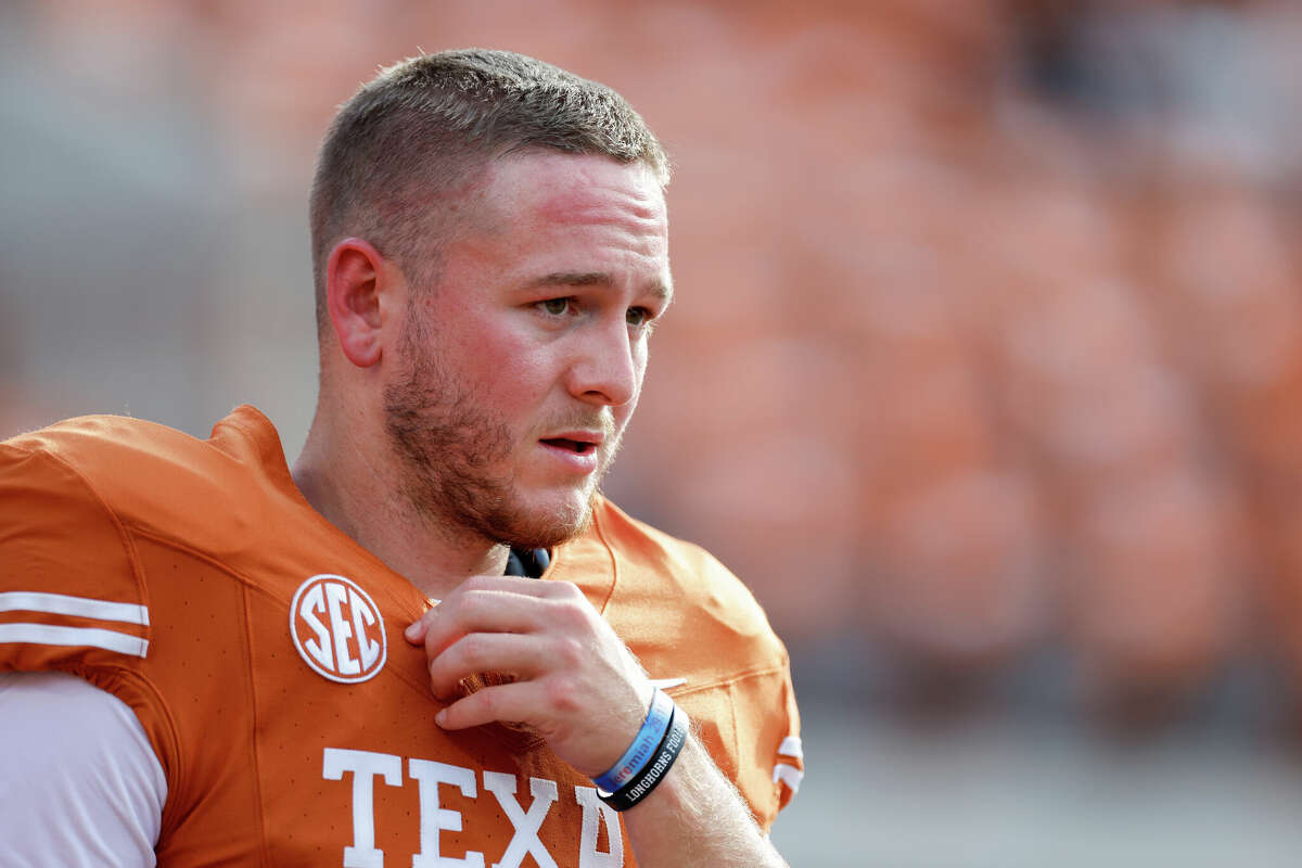 AUSTIN, TEXAS - SEPTEMBER 14: Quinn Ewers #3 of the Texas Longhorns warms up before the game against the UTSA Roadrunners at Darrell K Royal-Texas Memorial Stadium on September 14, 2024 in Austin, Texas. (Photo by Tim Warner/Getty Images)