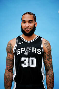 Julian Champagnie has inside track to San Antonio Spurs' starting gig