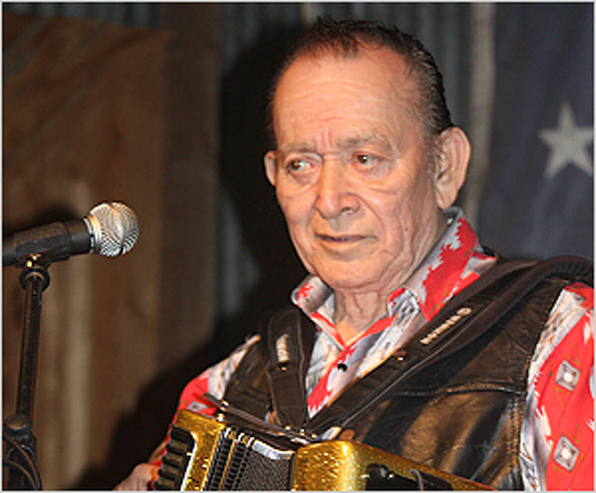 Flaco Jimenez gets NEA fellowship