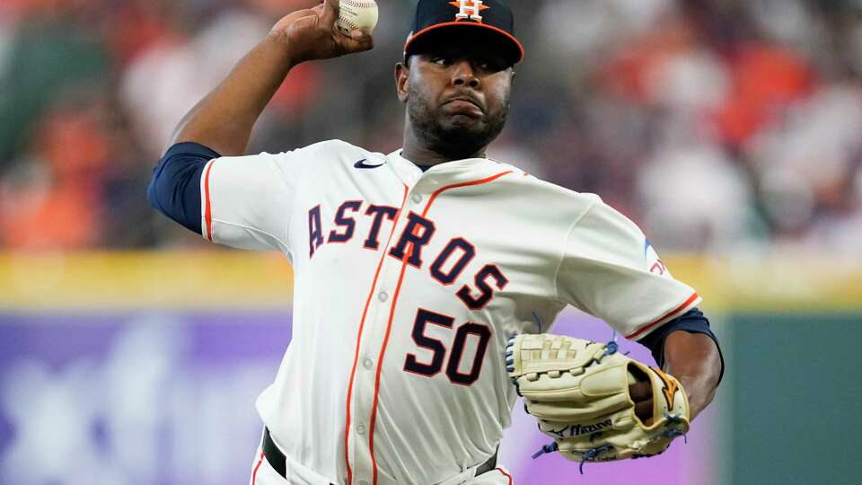 Houston Astros relief pitcher Héctor Neris (50) delivers in the fifth inning during Game 1 of the American League Wild Card Series at Minute Maid Park, Tuesday, Oct. 1, 2024, in Houston.
