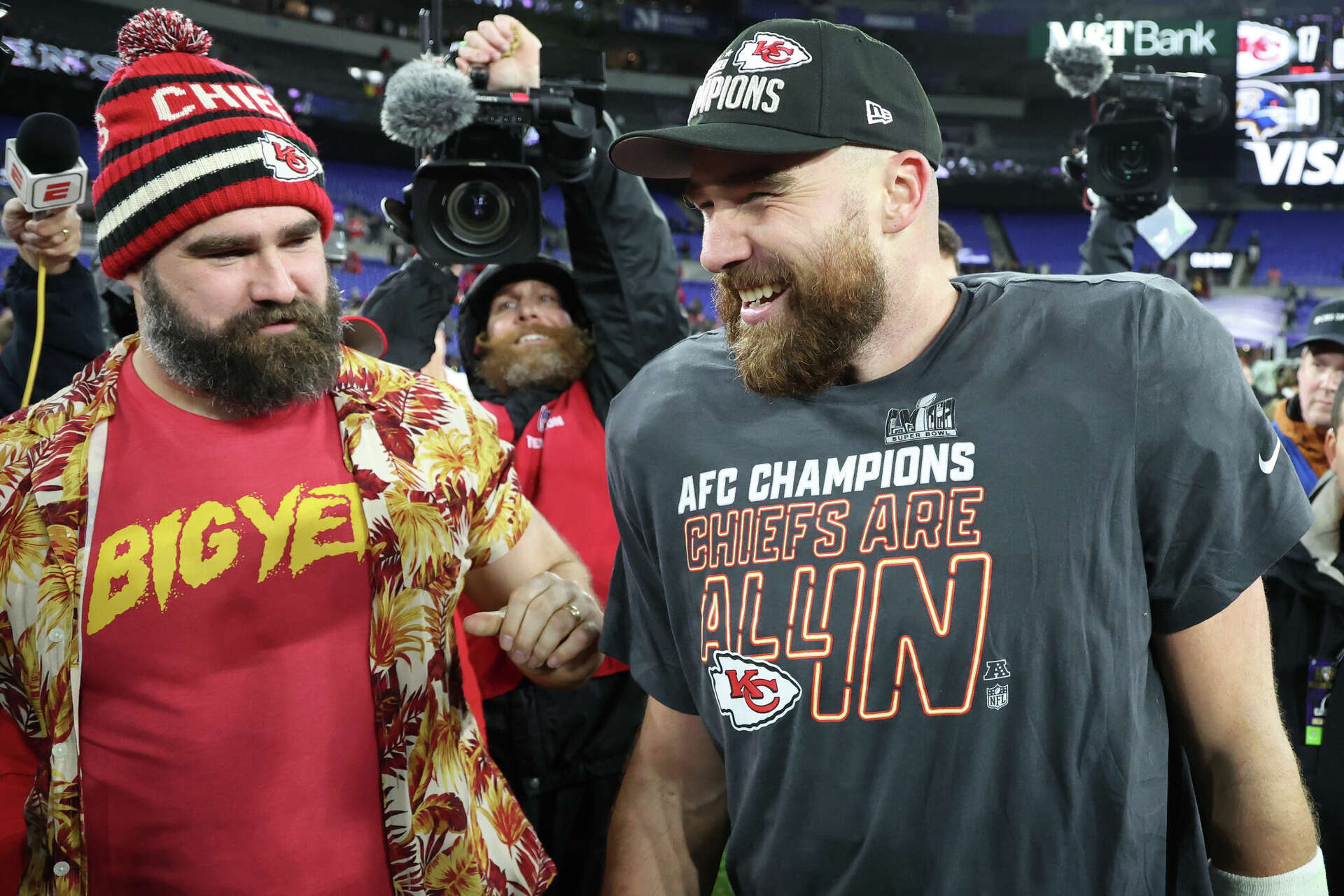 Jason Kelce, Jimmy Fallon CT celebrity sightings and news, Oct. 2024