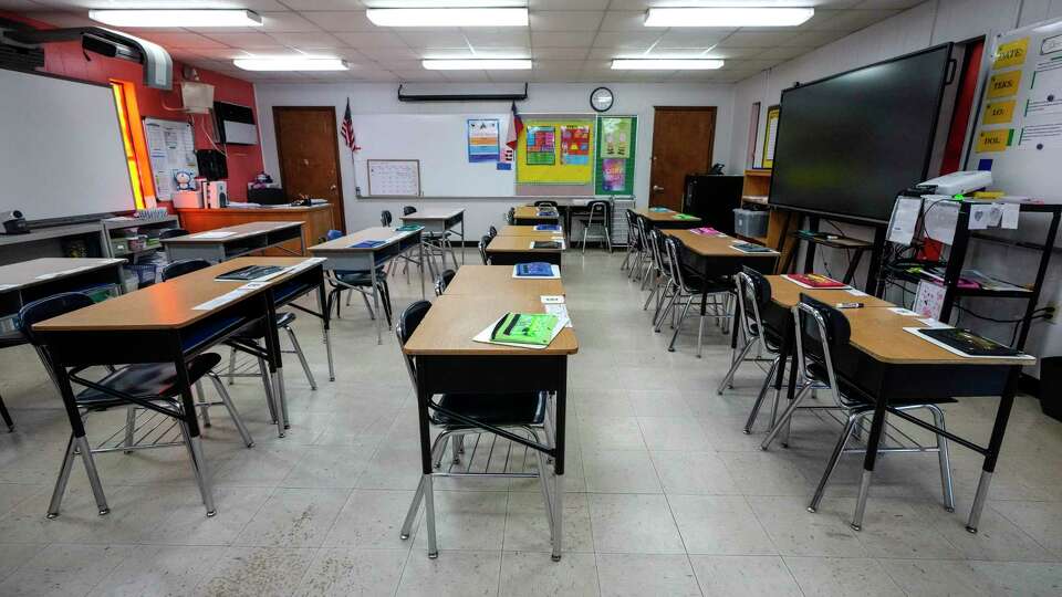 A classroom in one of the temporary buildings is shown at Benavidez Elementary School on Thursday, Oct. 3, 2024 in Houston. If passed, HISD’s $4.4 billion bond proposes spending more than $29 million to renovate the campus.