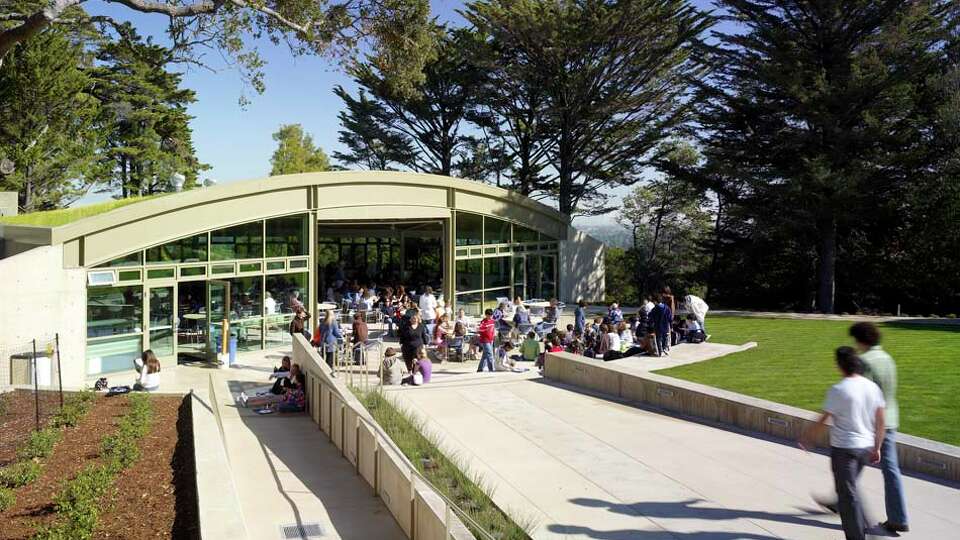 The Nueva School hillside learning complex by San Francisco's Leddy Maytum Stacy Architects received a 2008 Honor Award from the California Council of the American Institute of Architects. Nueva School in Hillsborough, CA