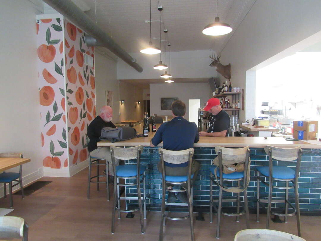 Ed's Delicatessen restaurant opens in Edwardsville IL