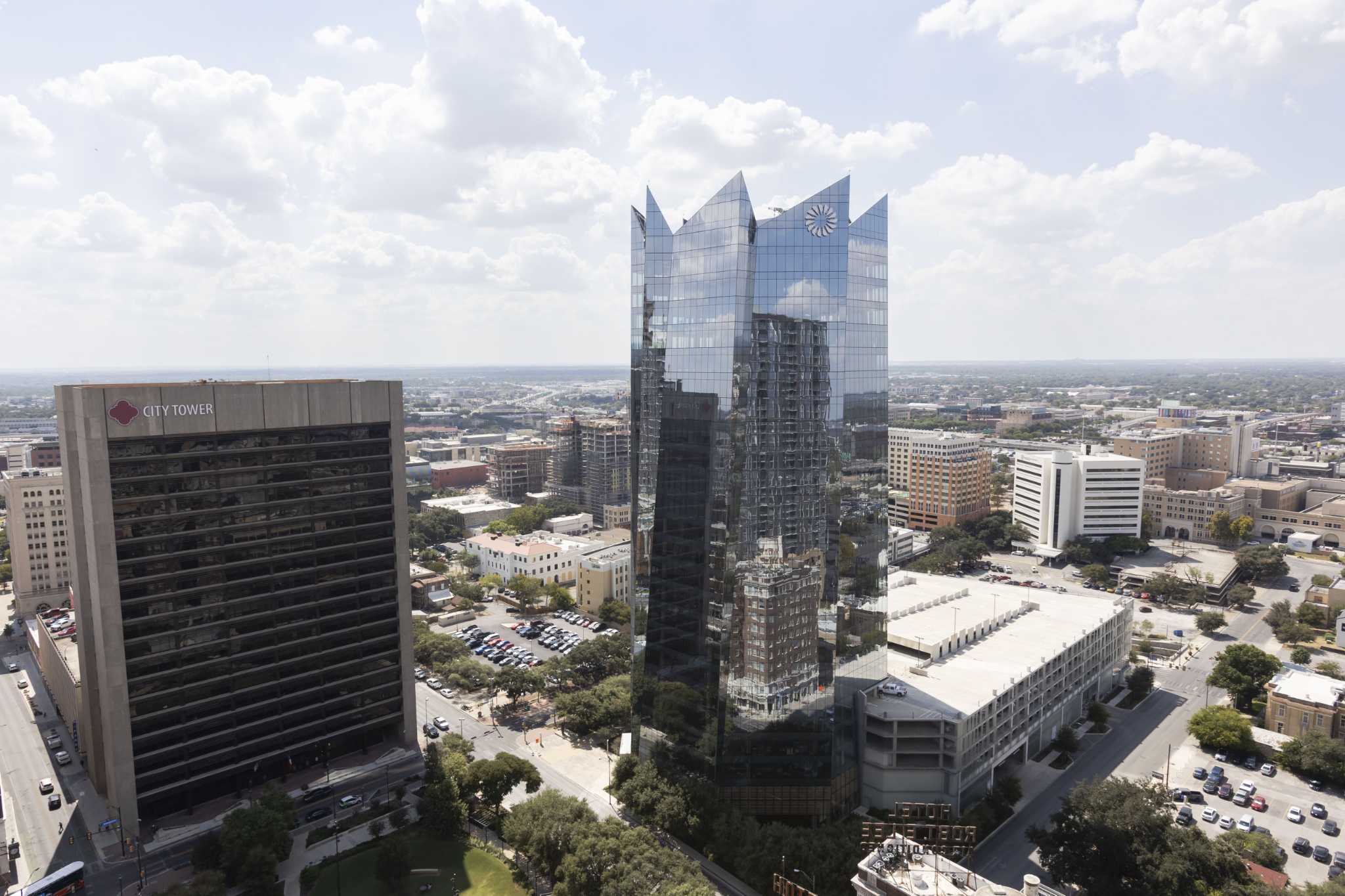 Frost continued adding customers as people and businesses moved to Texas, while its loan portfolio increased 9% from a year earlier.