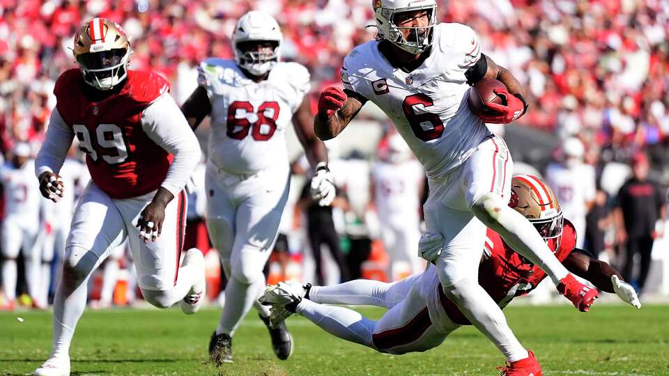 SANTA CLARA, CALIFORNIA - OCTOBER 06: James Conner #6 of the Arizona Cardinals runs with the ball during the fourth quarter of a game against the San Francisco 49ers at Levi's Stadium on October 06, 2024 in Santa Clara, California.