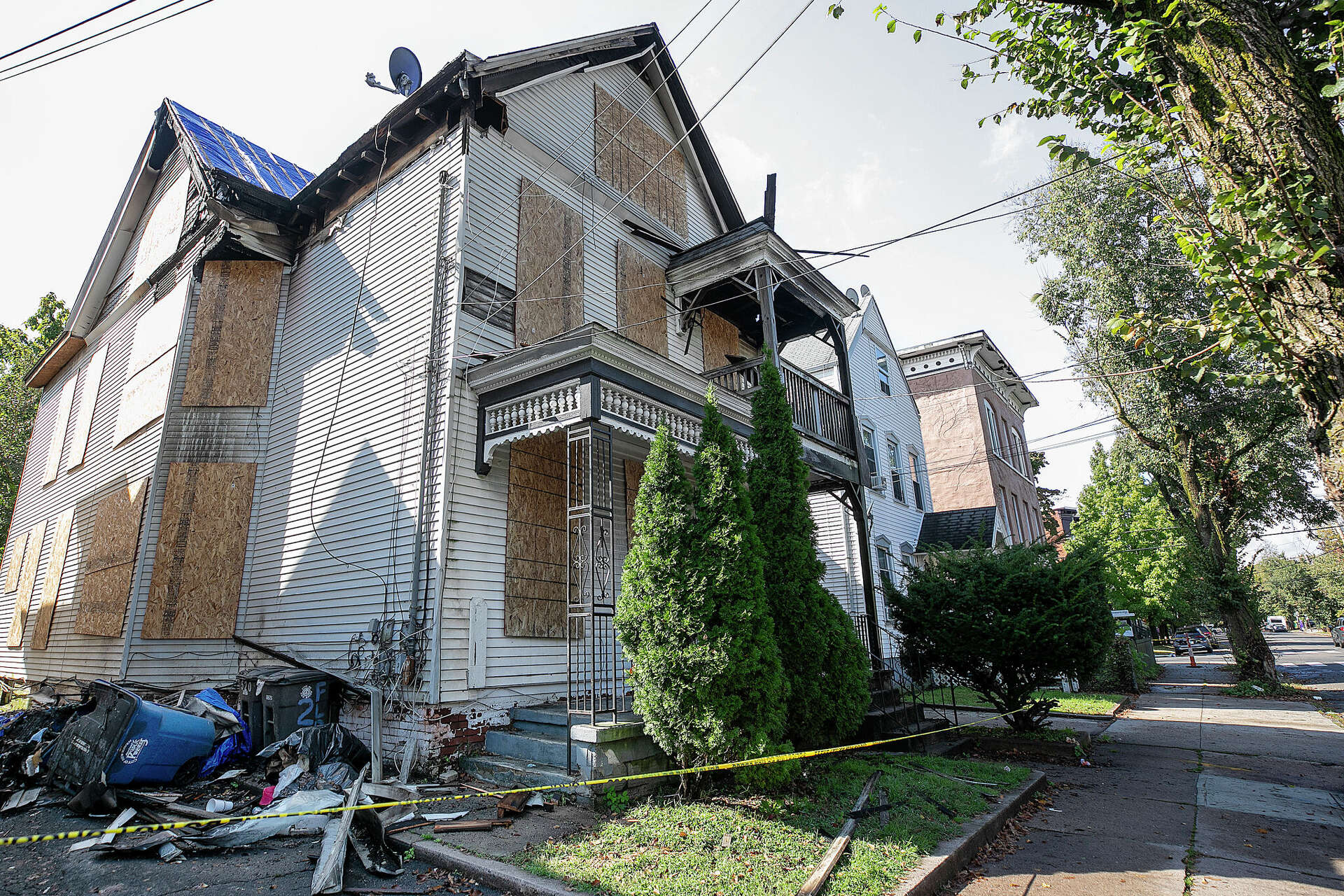 Man killed in New Haven fire on Elm Street died by suicide: Officials