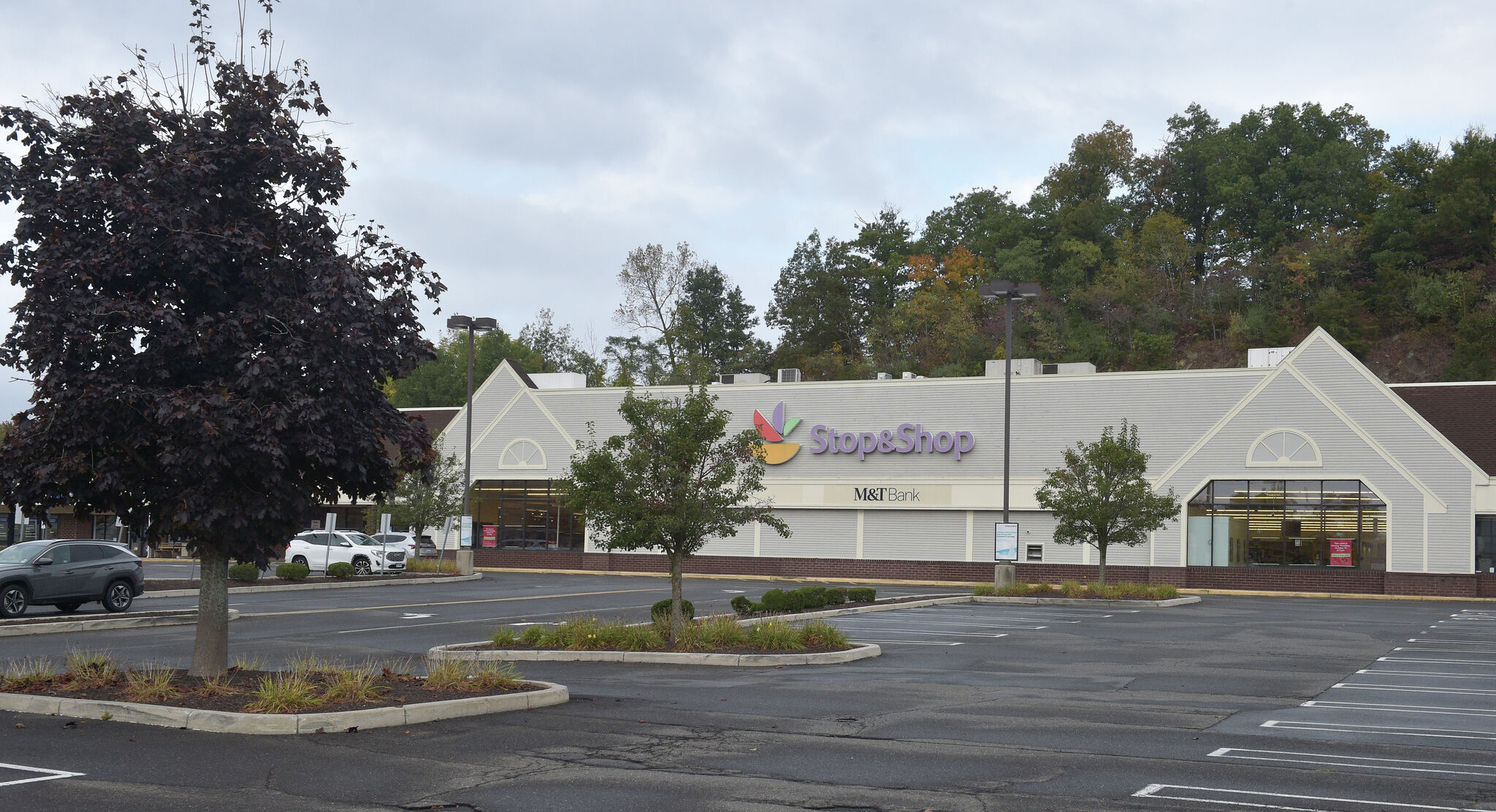 Danbury's Stop & Shop on Newtown Road closes for good