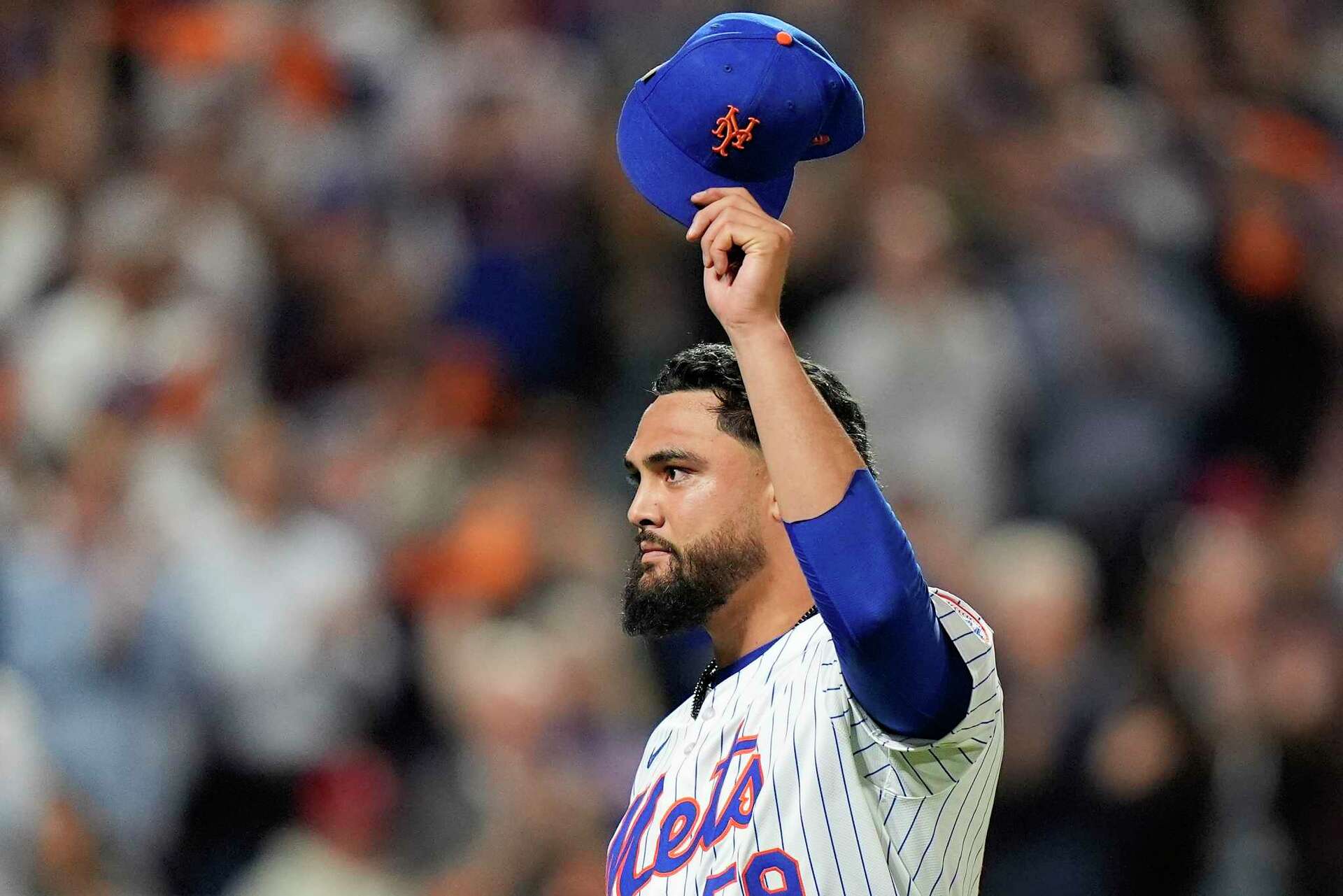 Mets Beat Phillies 7-2 Behind Alonso And Manaea To Take 2-1 Lead In NLDS