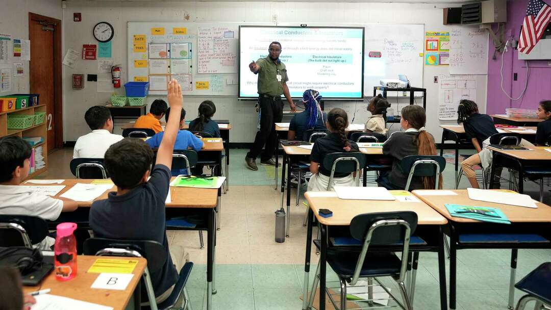 HISD shares two preliminary draft calendars for 202526 academic year