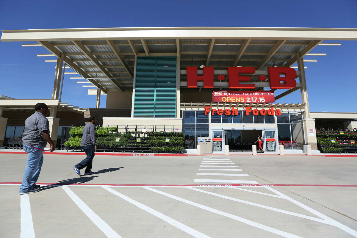 H-E-B's, 3501 Clear Lake City Blvd. , Houston, Texas new 106,000-square-foot grocery store Tuesday, Feb. 16, 2016, in Houston. The store opens in Clear Lake on Wednesday, Feb. 17. This is an area people say has a severe lack of grocery options despite its growth. This H-E-B store only has one other competitor, a Randall's, within a three-mile radius in an area that is packed with residential growth. new 106,000-square-foot grocery store opens in Clear Lake on Wednesday, Feb. 17. This is an area people say has a severe lack of grocery options despite its growth. This H-E-B store only has one other competitor, a Randall's, within a three-mile radius in an area that is packed with residential growth. ( Steve Gonzales / Houston Chronicle ) (Photo by Steve Gonzales/Houston Chronicle via Getty Images)