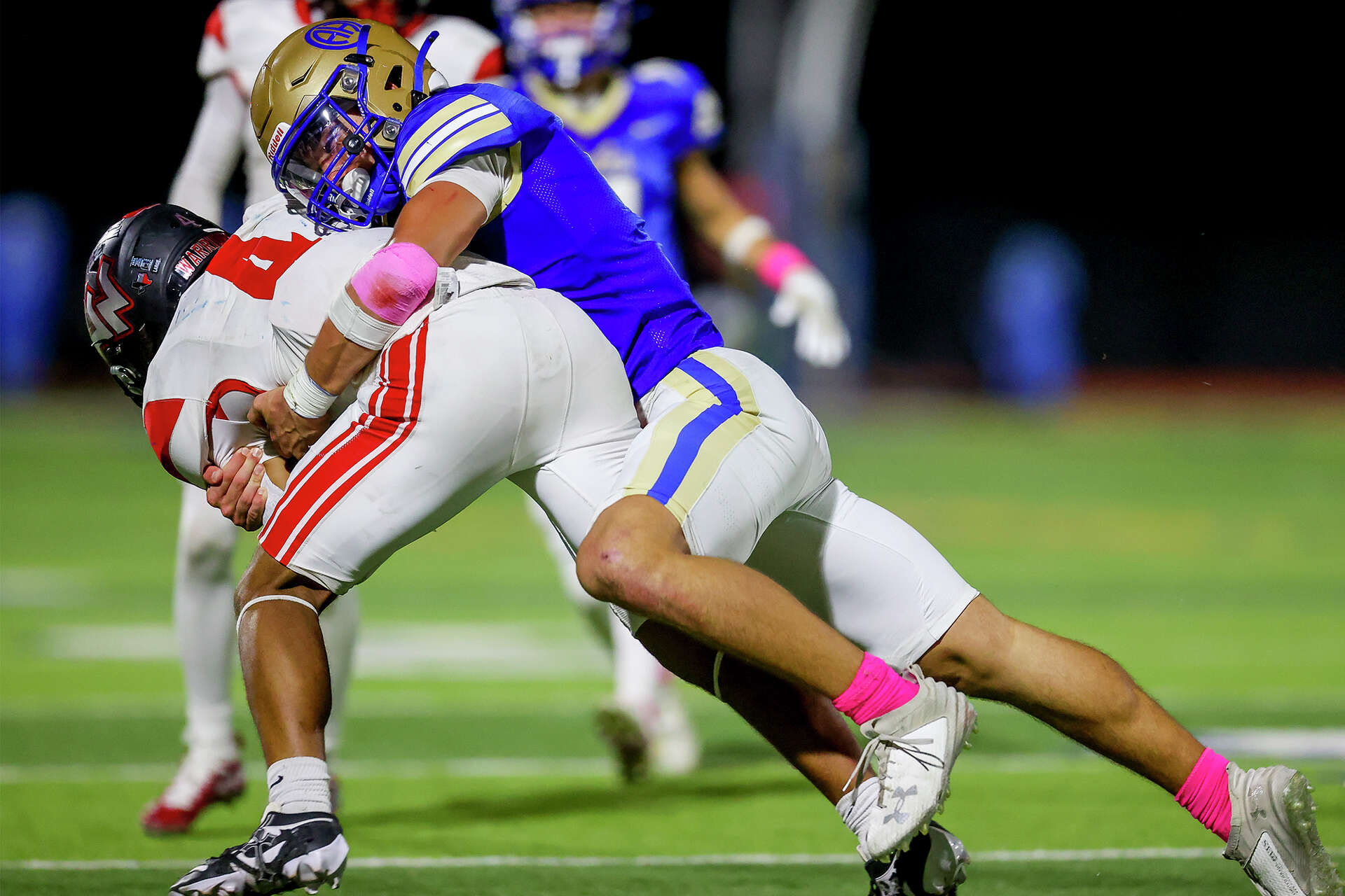 Terry III, Garza keep Alamo Heights undefeated with win over Victoria