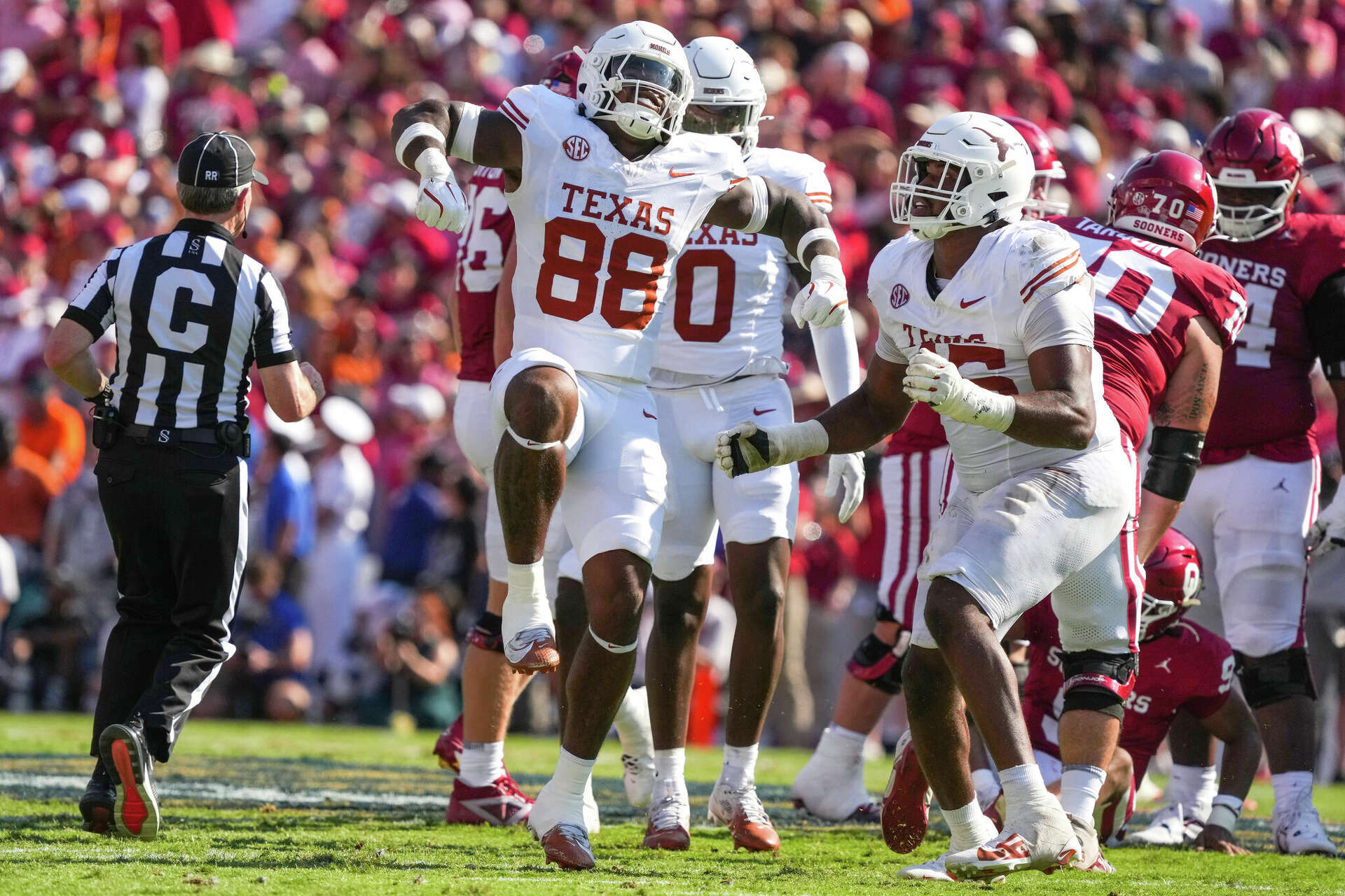 Texas Longhorns football: Quinn Ewers, defense lead win over Oklahoma