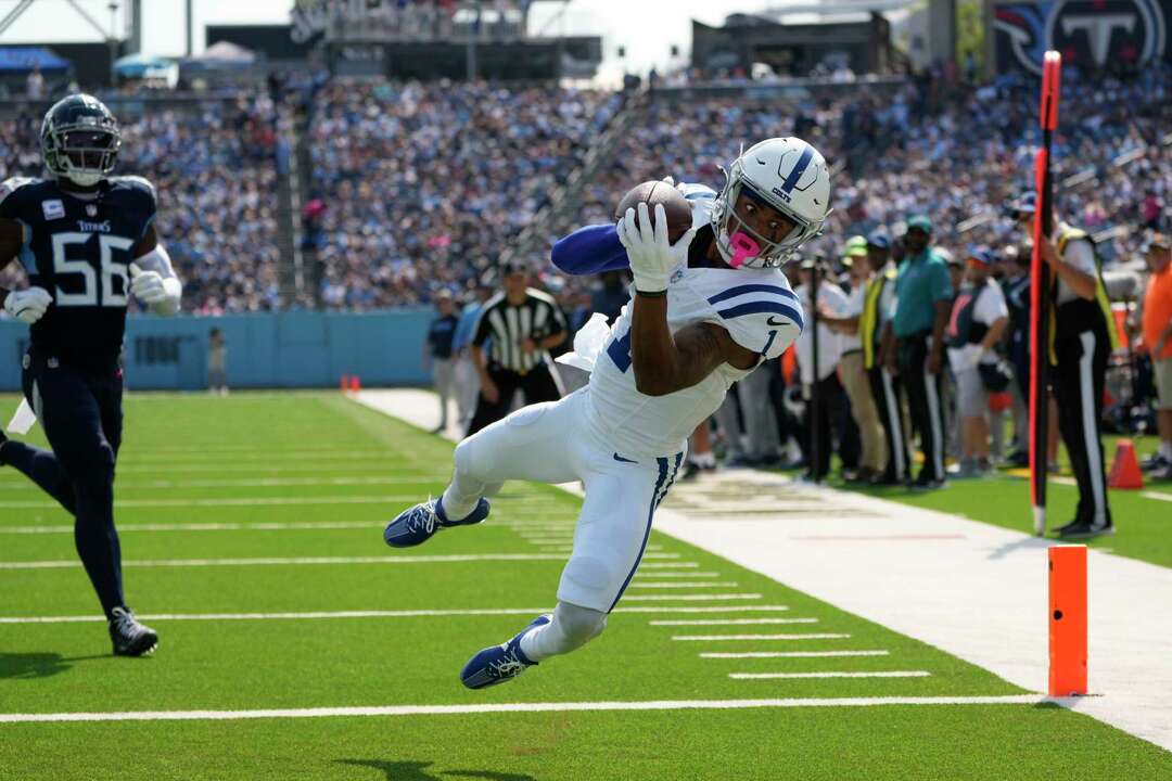 Joe Flacco Throws Two TD Passes As The Battered Colts Beat The Titans 20-17