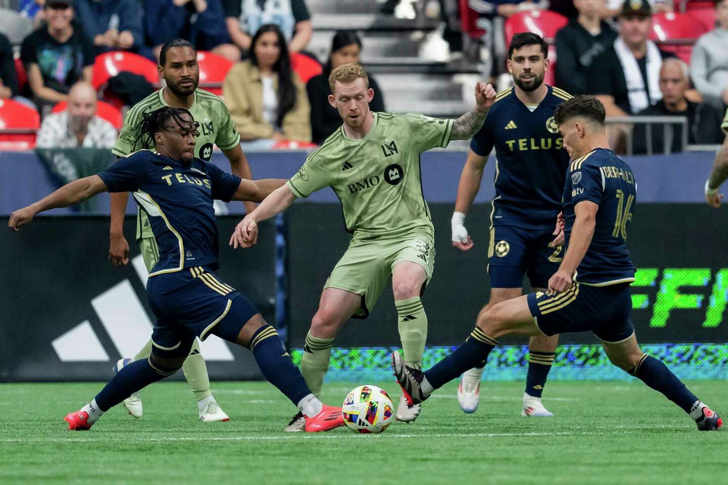 Mateusz Bogusz, Ilie Sánchez Lead LAFC To 2-1 Victory Over Whitecaps