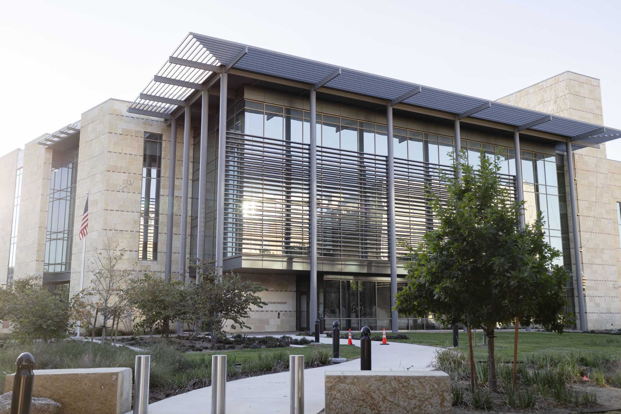 Robert Wayne Boling Jr., who pleaded guilty in San Antonio federal court, is one of four people accused in the alleged identity theft and fraud scam.