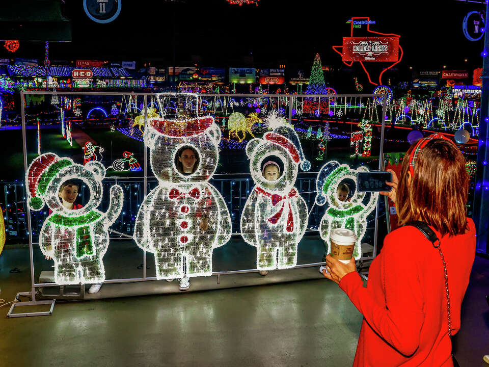 Sugar Land Holiday Lights: 2024 Schedule And How To Buy Tickets