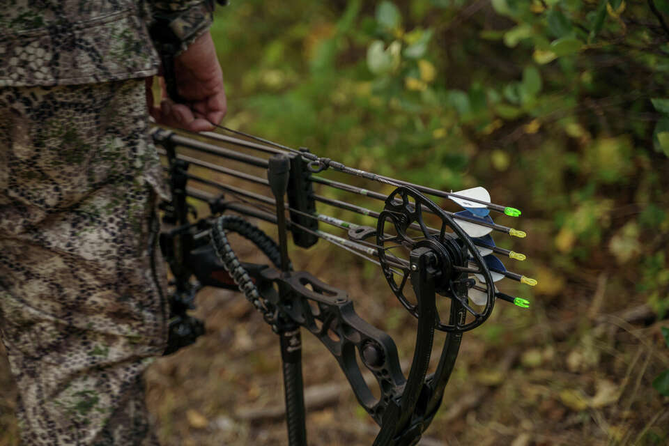 michigan-bow-hunters-have-harvested-nearly-18-000