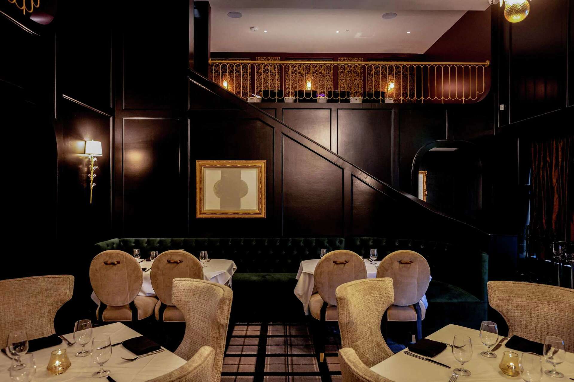 Houston River Oaks Theatre upscale restaurant Leo’s opens