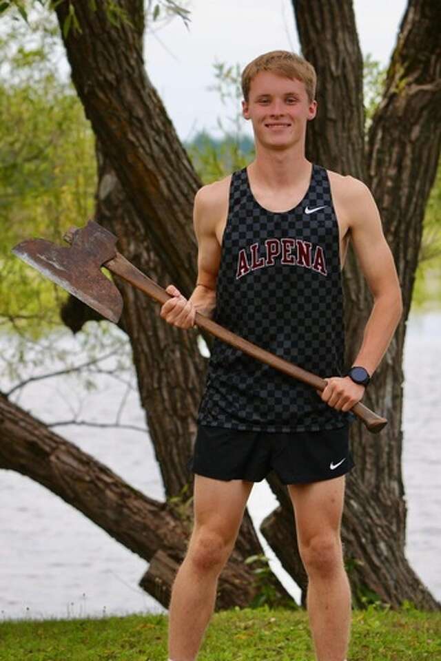 Former Reed City runner making strides at Alpena CC