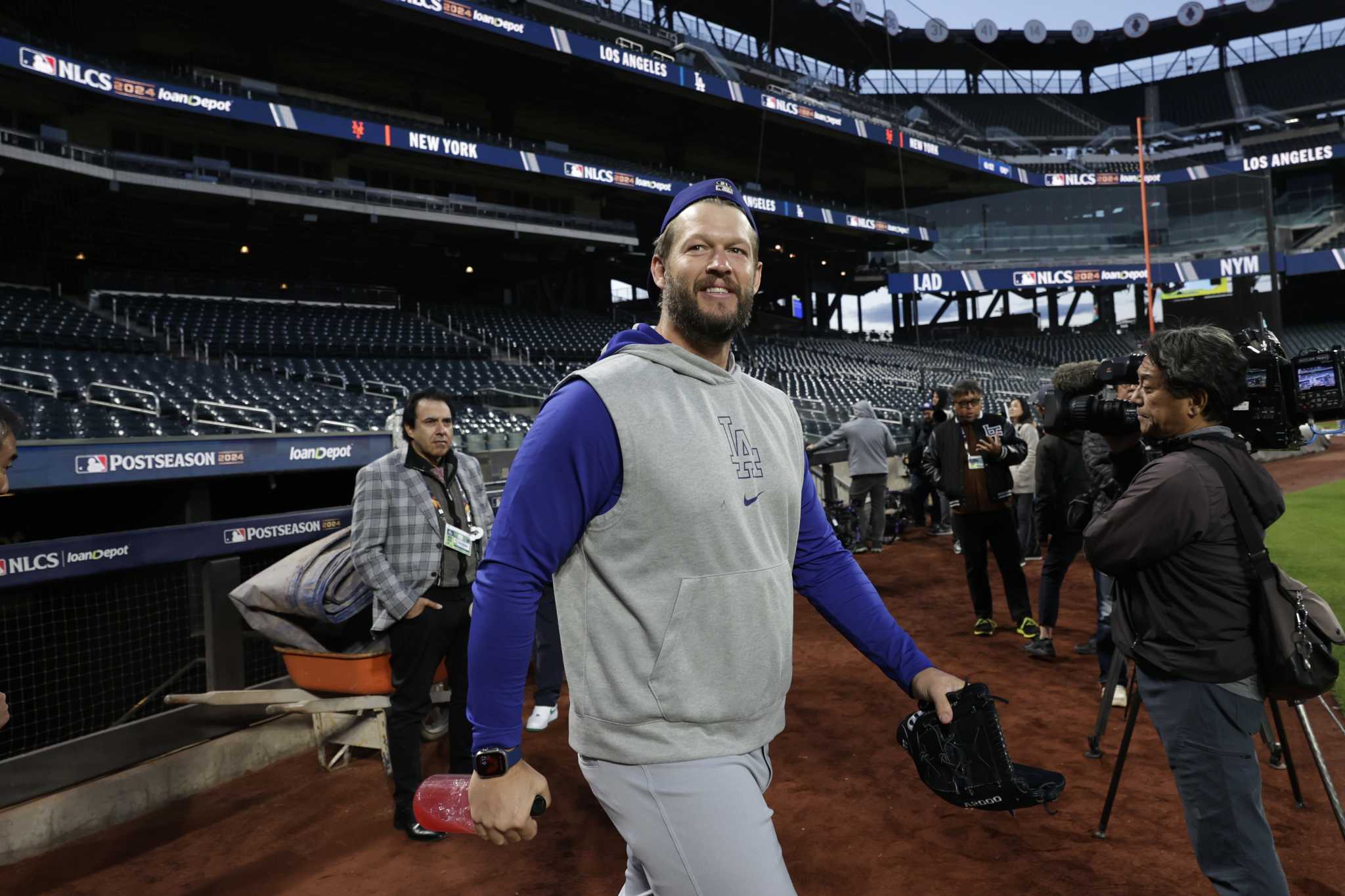 Sogar während der NLCS kritisiert Clayton Kershaw von den Dodgers die ...
