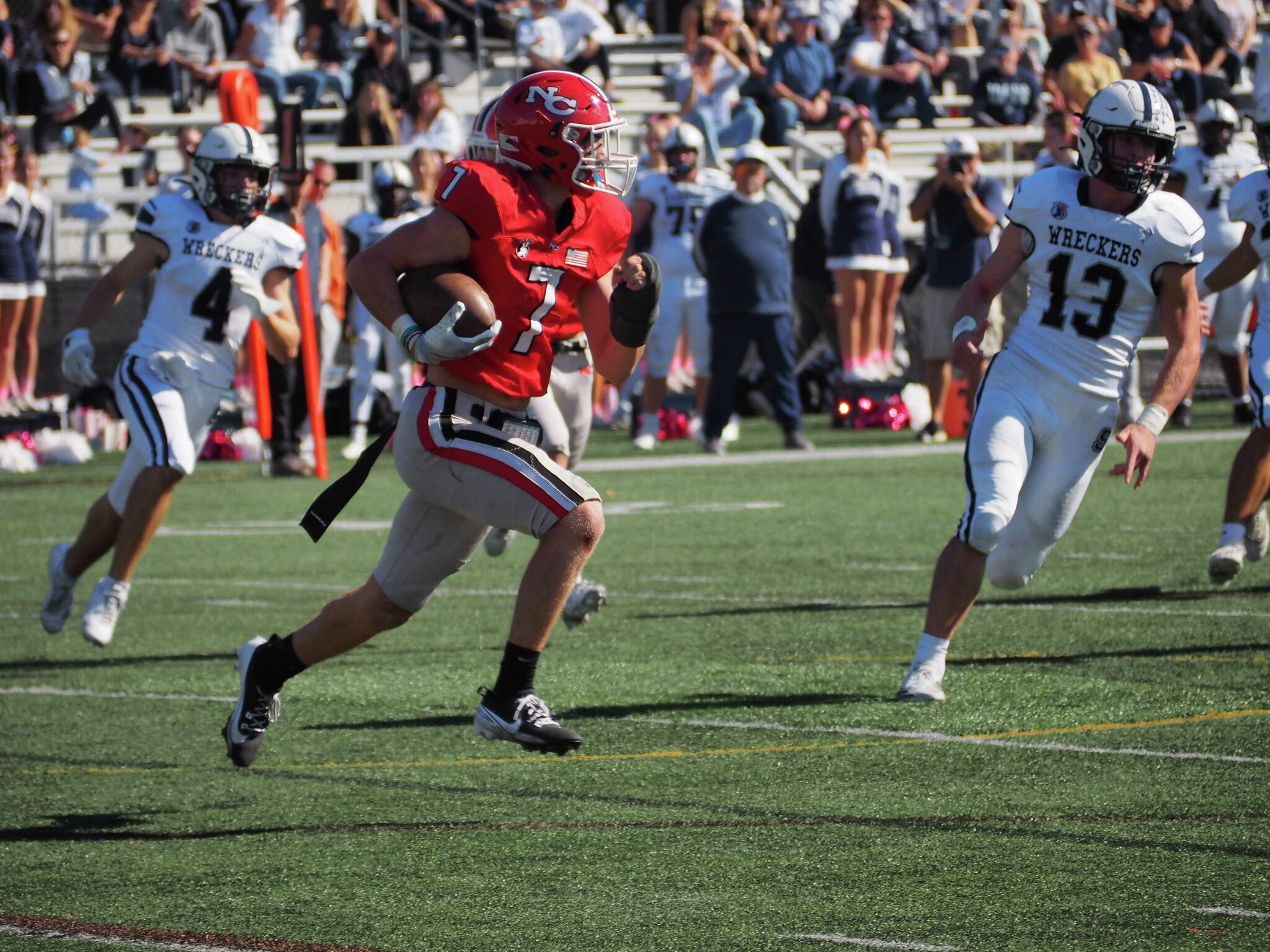 New Canaan football defeats Staples in battle of CIAC champions