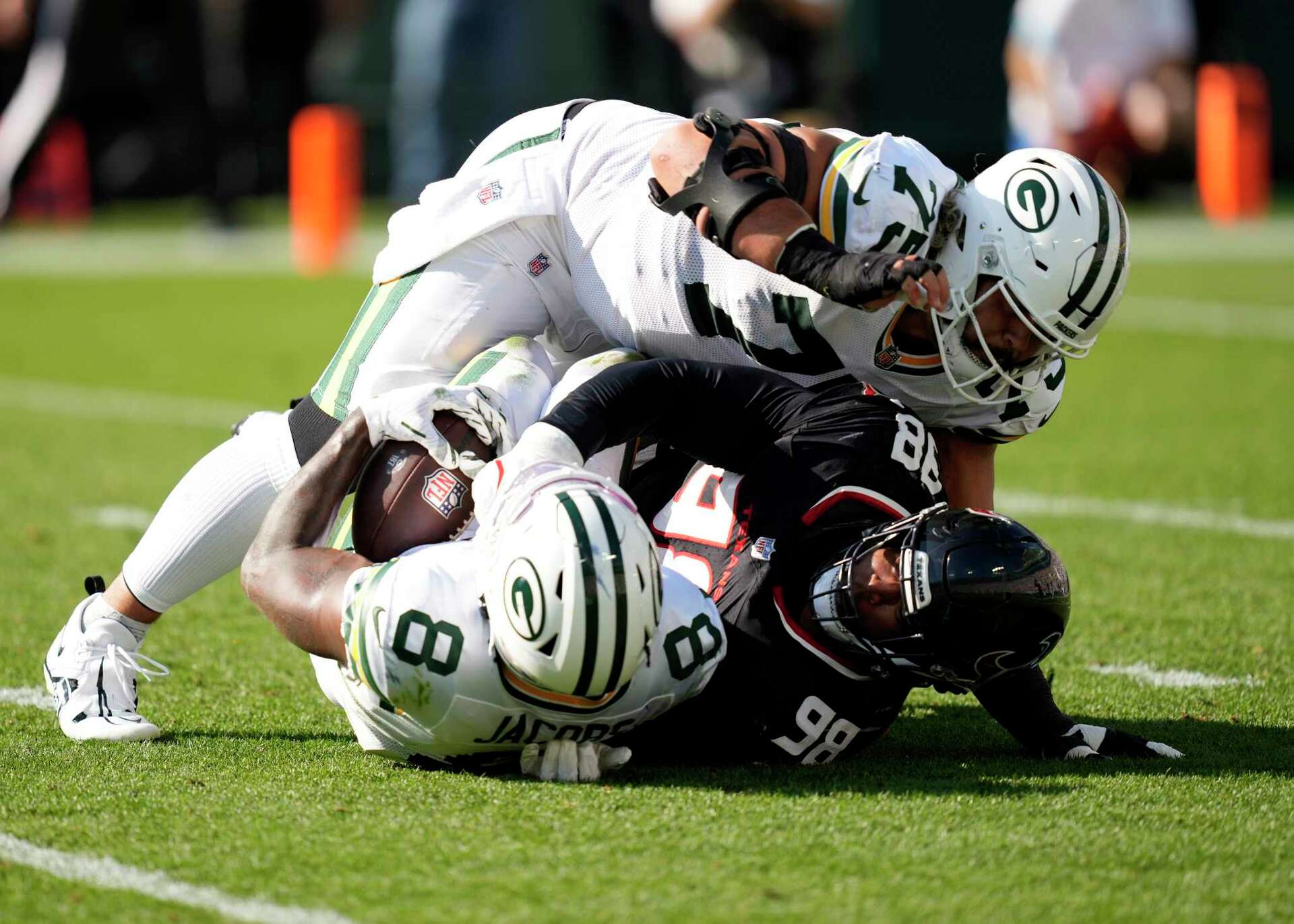 Why Texans settled for field goal. DeMeco Ryans explains final series.